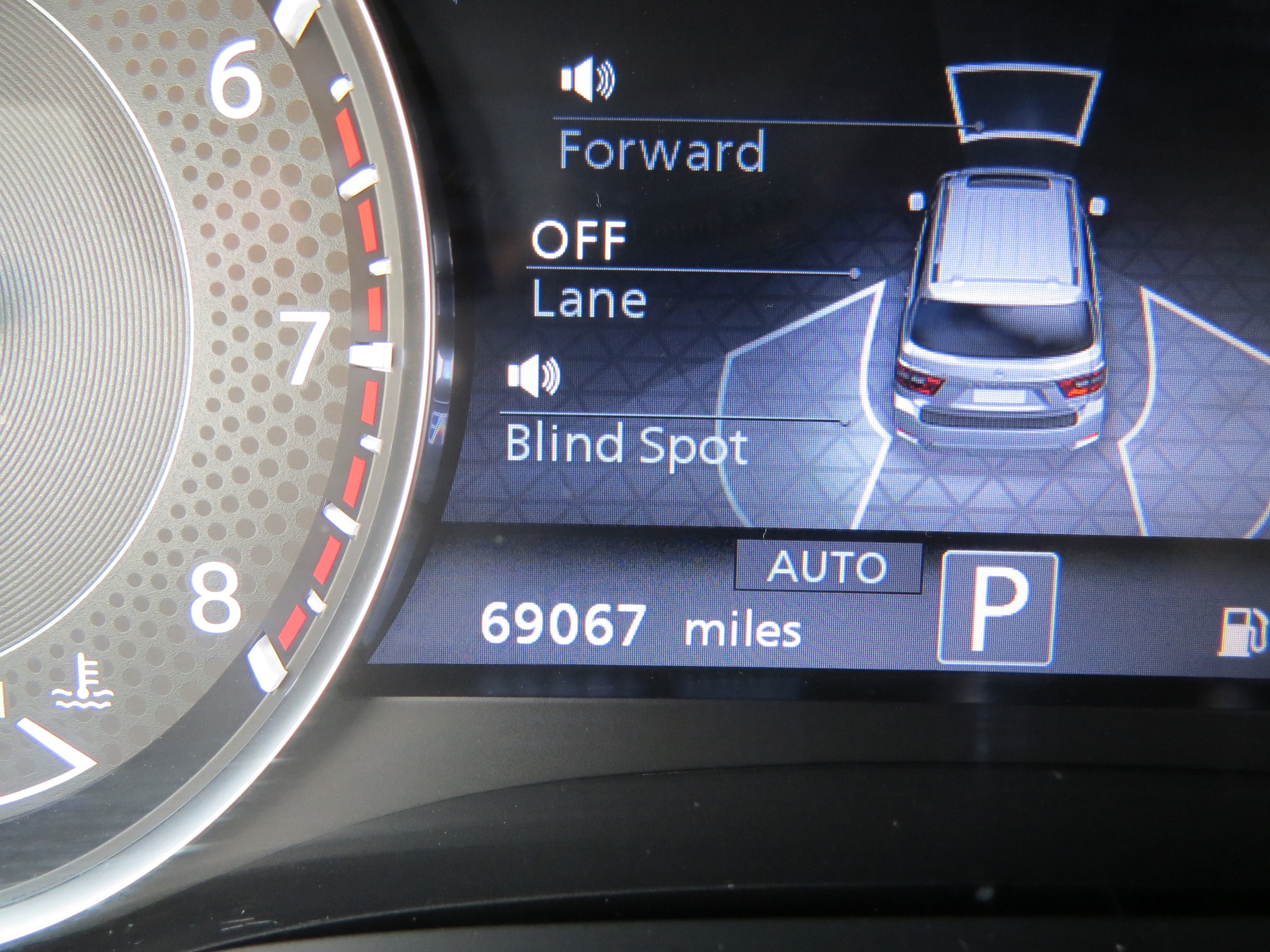 2023 Nissan Armada SL Aspen White Tricoat at Griffin Nissan