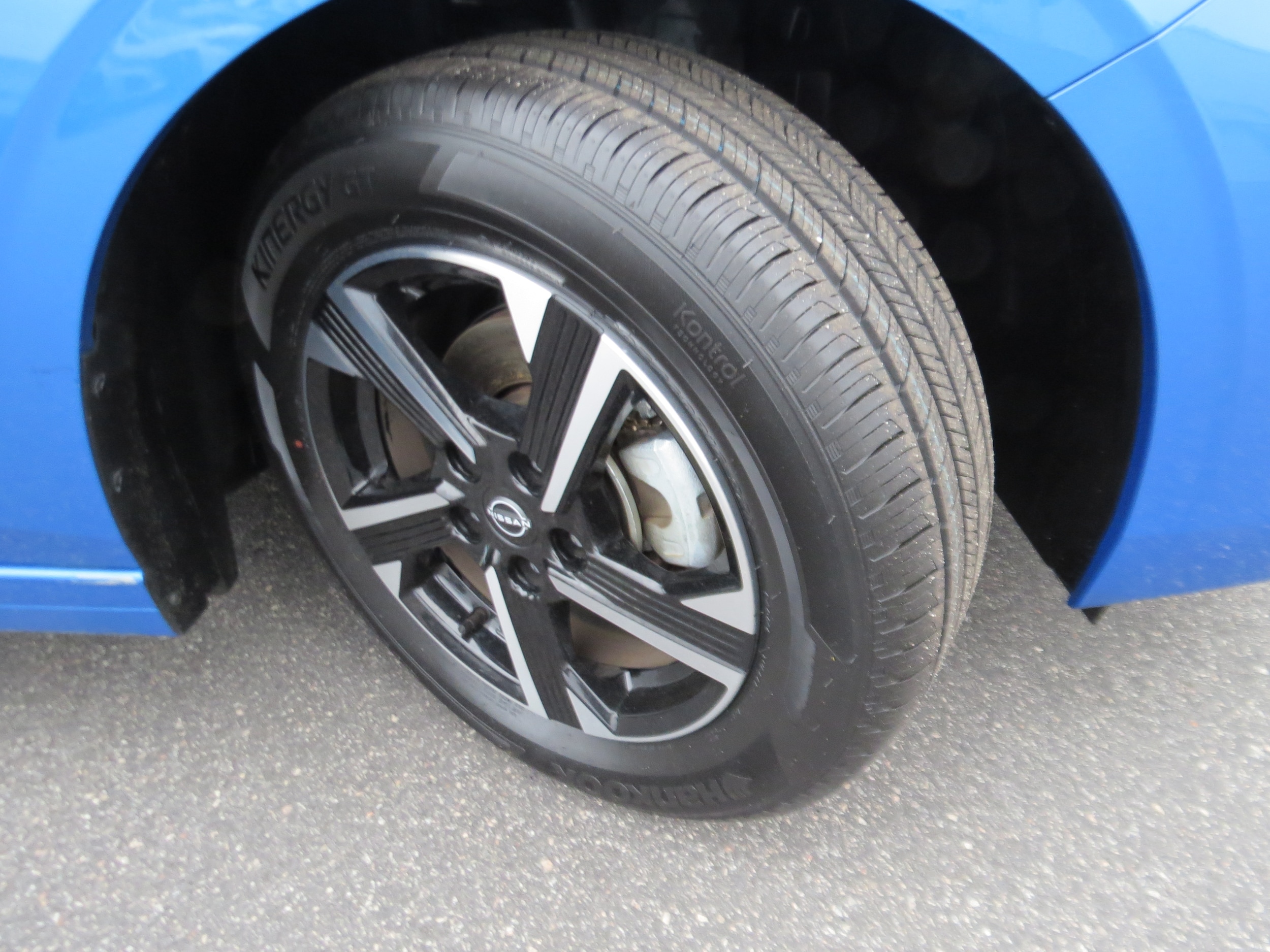 2025 Nissan Sentra SV Electric Blue Metallic at Griffin CDJR