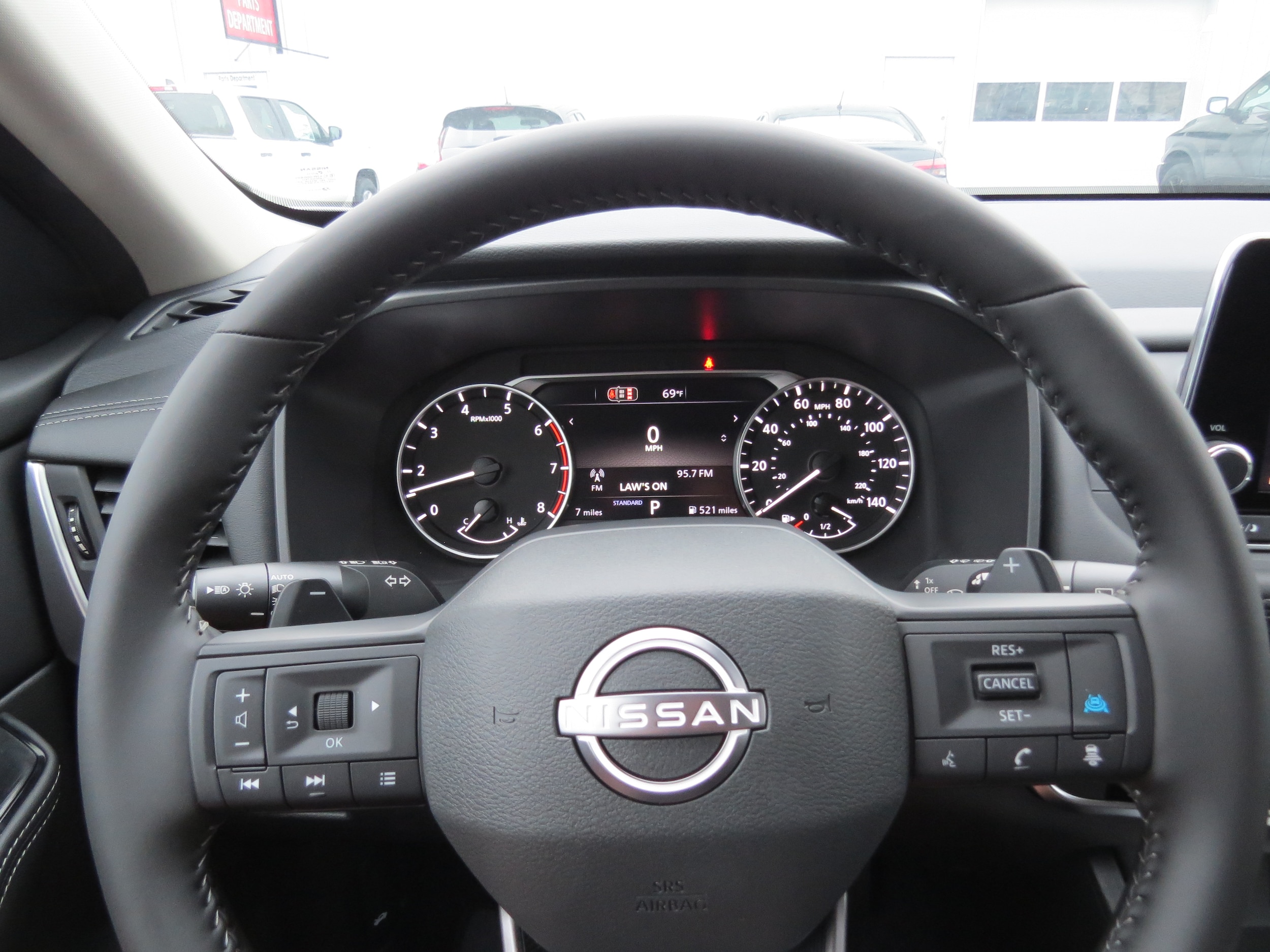 2026 Nissan Rogue SV Everest White Pearl Tricoat at Griffin Nissan