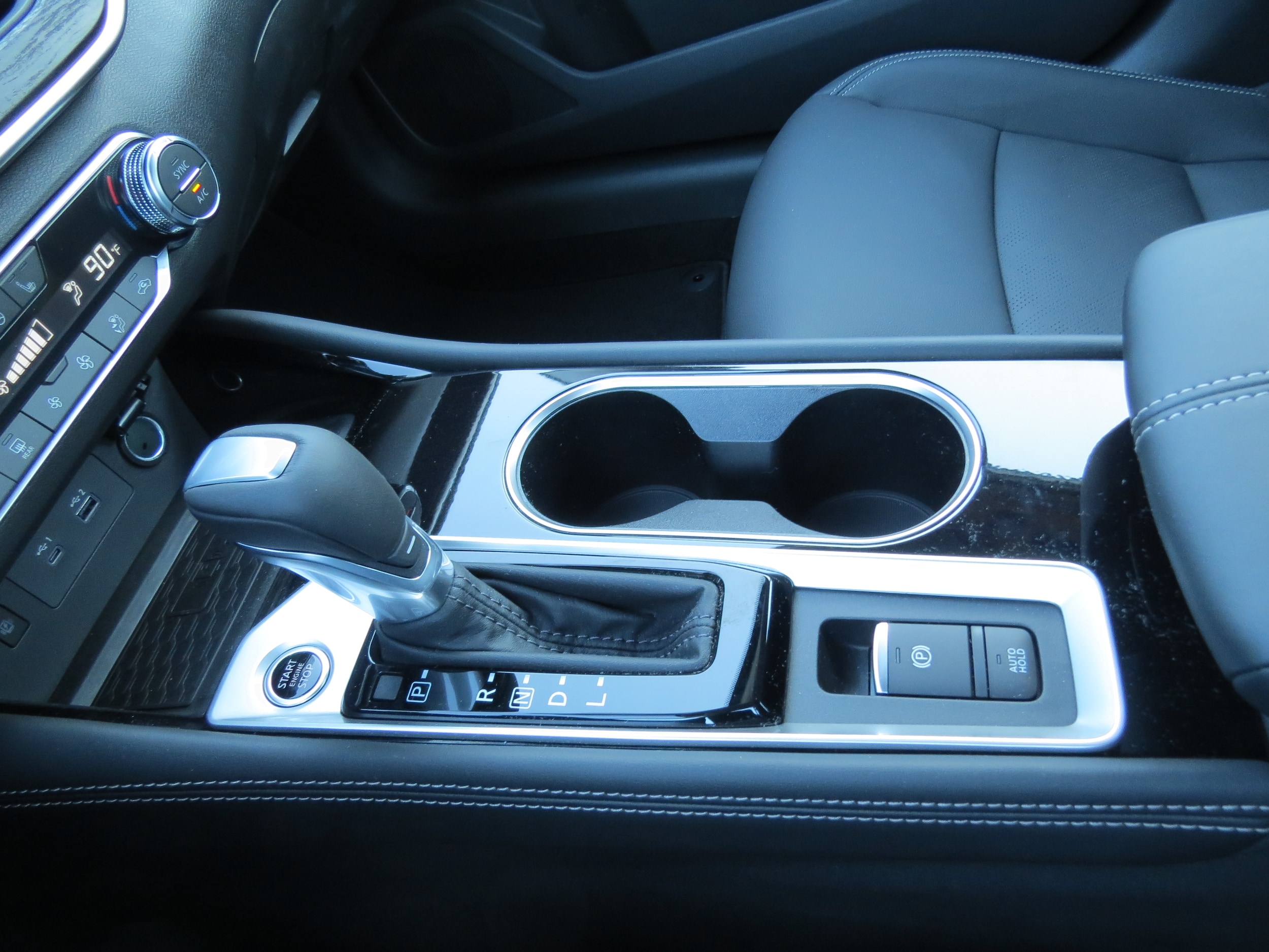 2025 Nissan Altima SL Super Black at Payless Car Sales