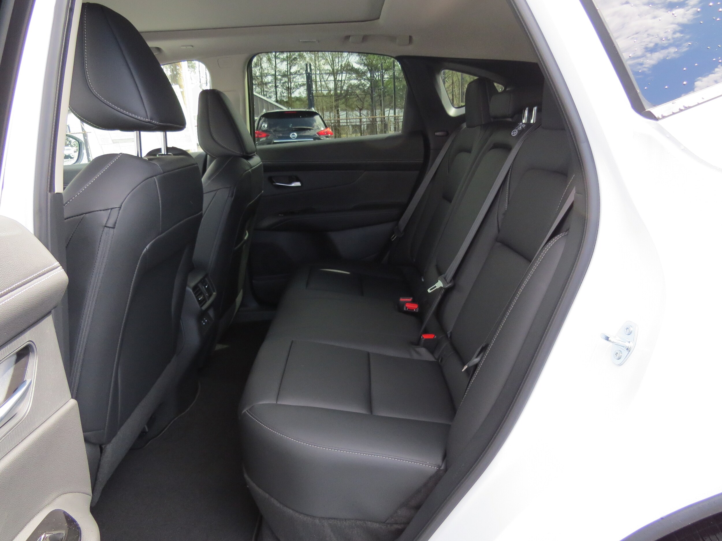 2025 Nissan Murano SL Everest White Pearl Tricoat at Griffin Nissan