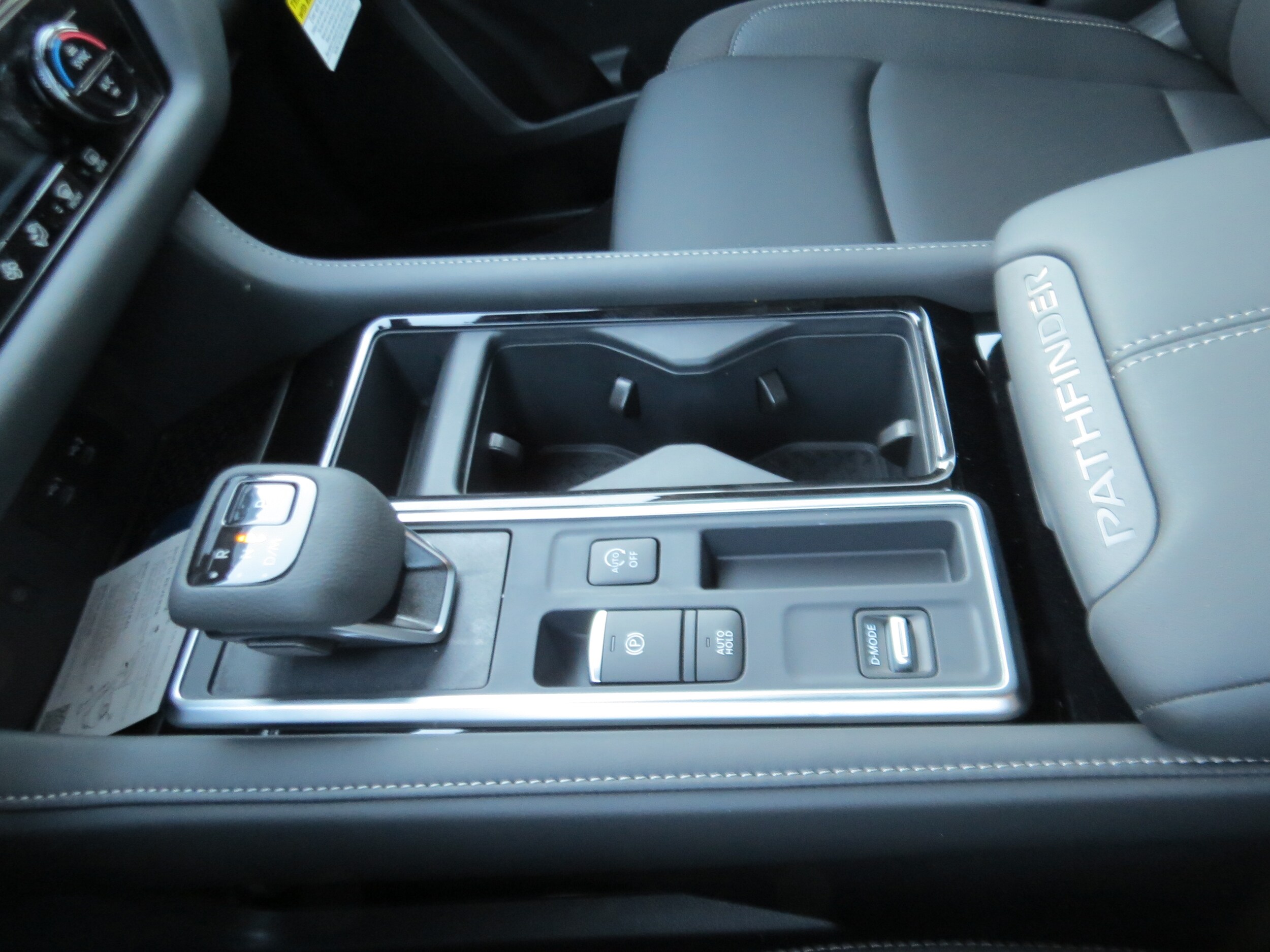 2026 Nissan Pathfinder SL Scarlet Ember Tintcoat at Griffin Nissan