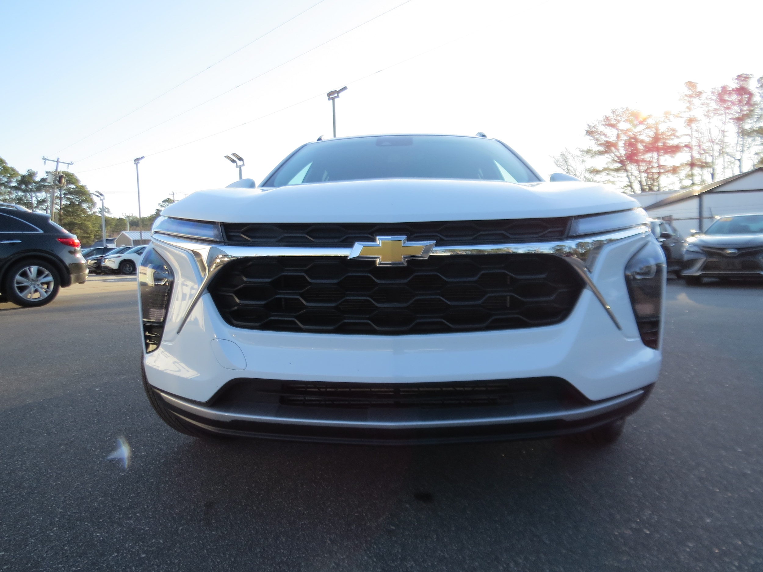 2025 Chevrolet Trax LT - 8
