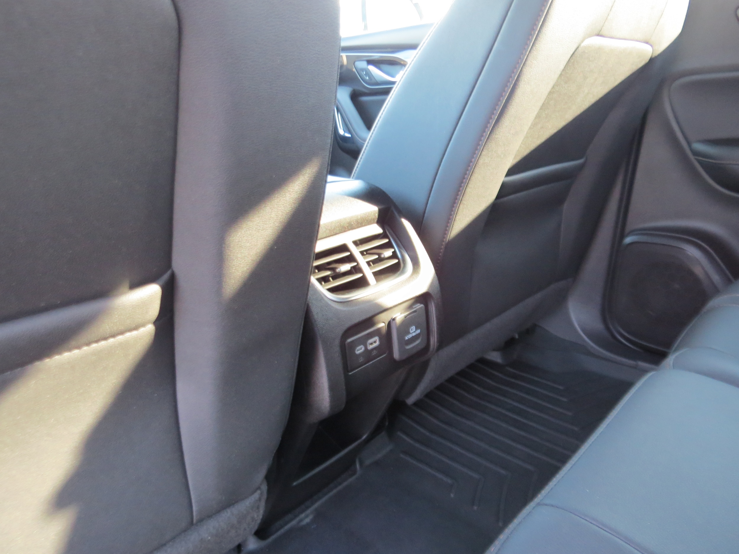 2024 Chevrolet Blazer Premier Iridescent Pearl Tricoat at Griffin CDJR