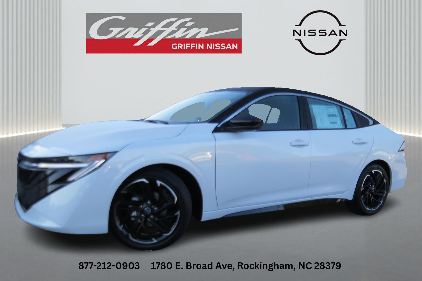 2026 Nissan Sentra SR Aspen White Tricoat/Super Black at Griffin Nissan