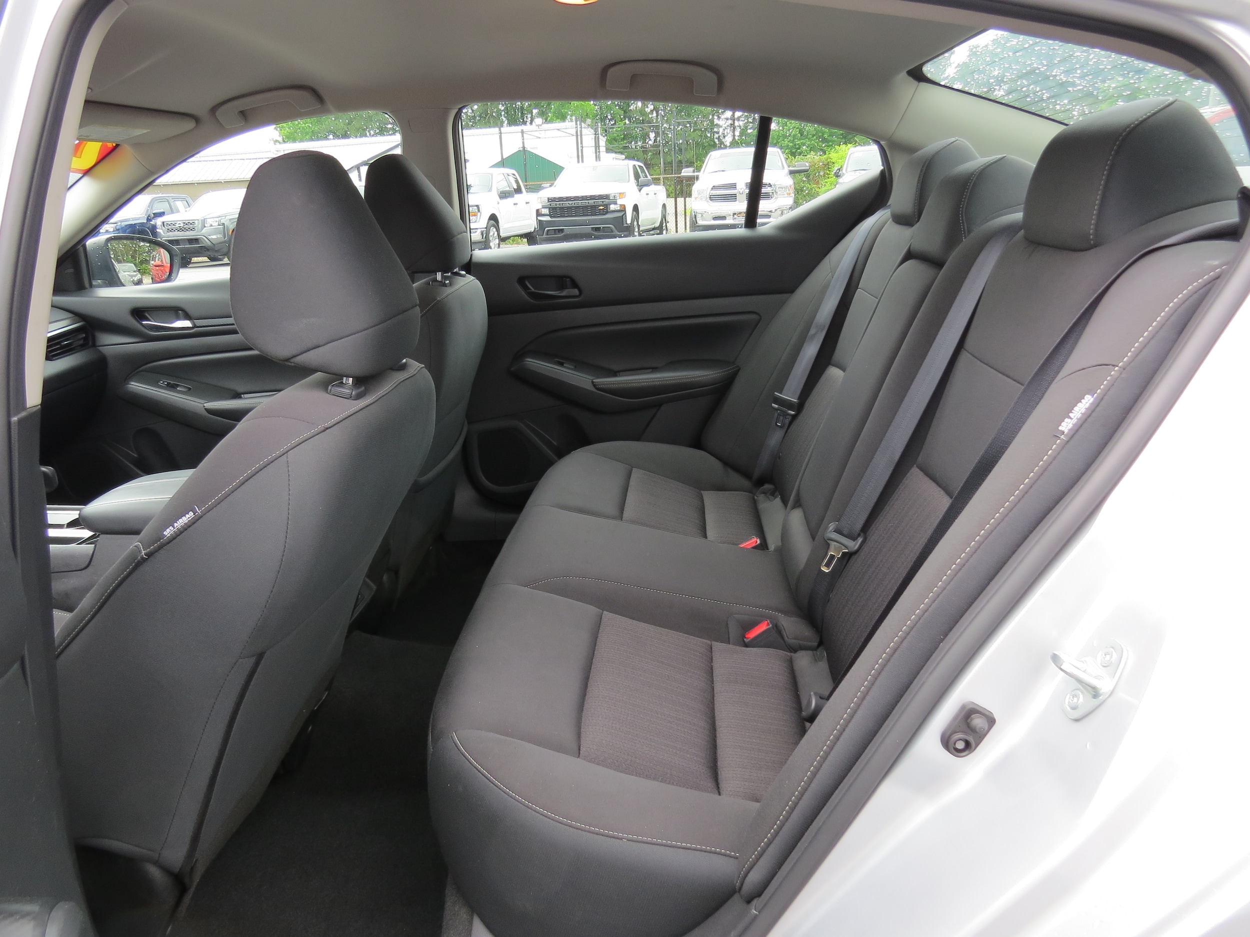 2024 Nissan Altima 2.5 SV - 8