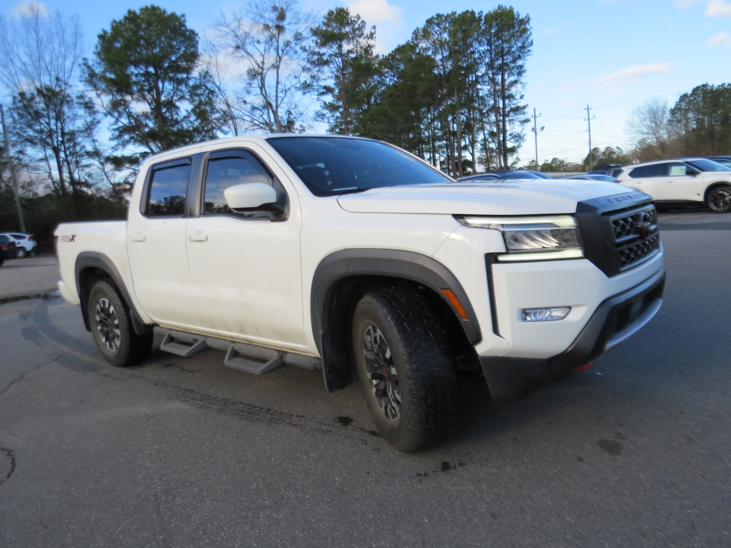 2023 Nissan Frontier PRO-X - 7