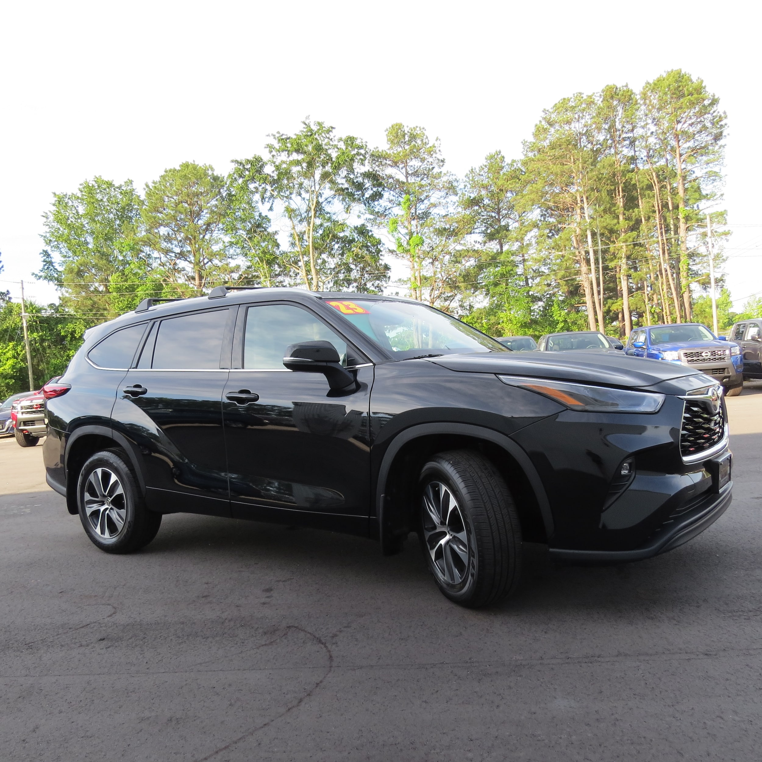 2022 Toyota Highlander XLE Black at Stokes Toyota Hilton Head