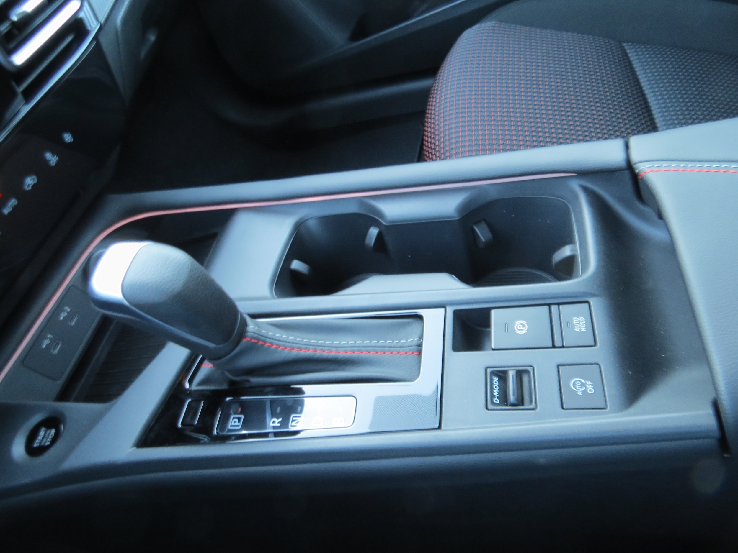 2026 Nissan Sentra SR Aspen White Tricoat/Super Black at Griffin Nissan