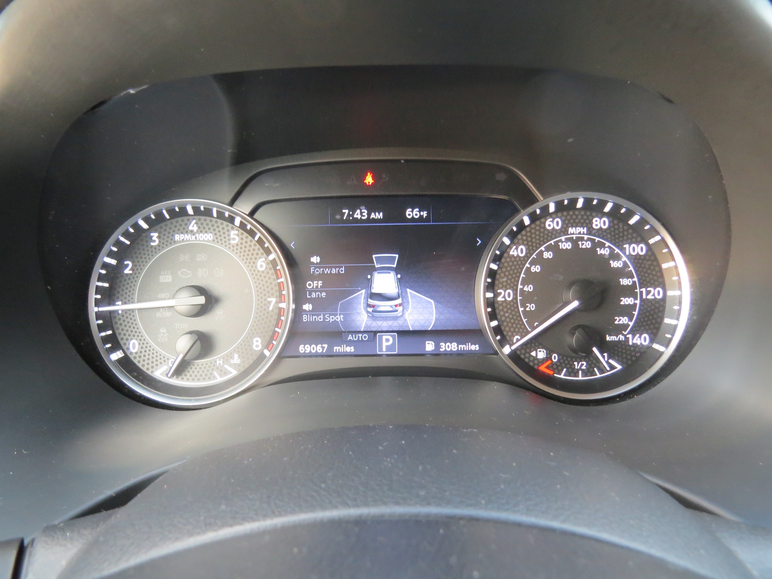 2023 Nissan Armada SL Aspen White Tricoat at Griffin Nissan