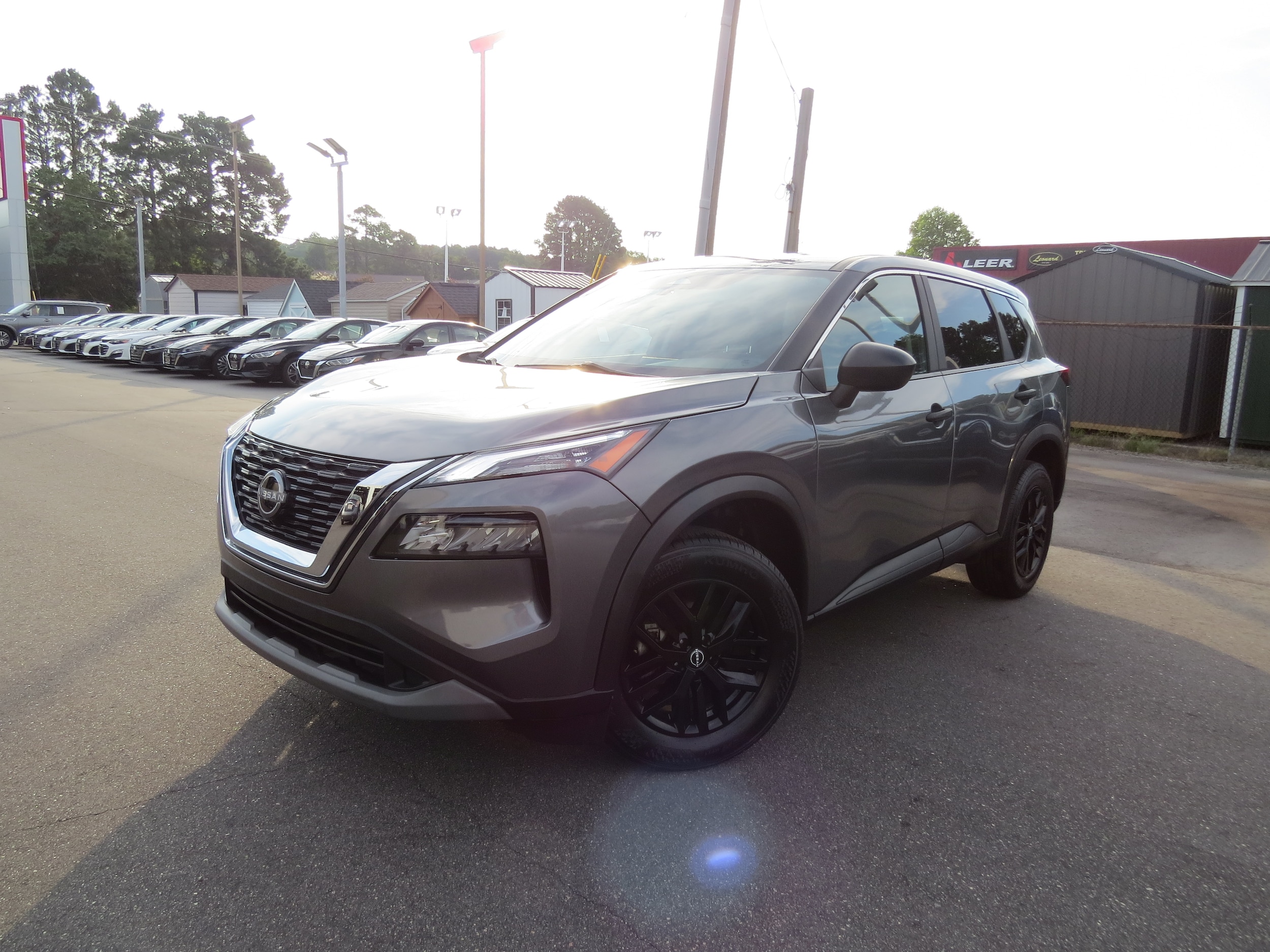 2023 Nissan Rogue S - 9