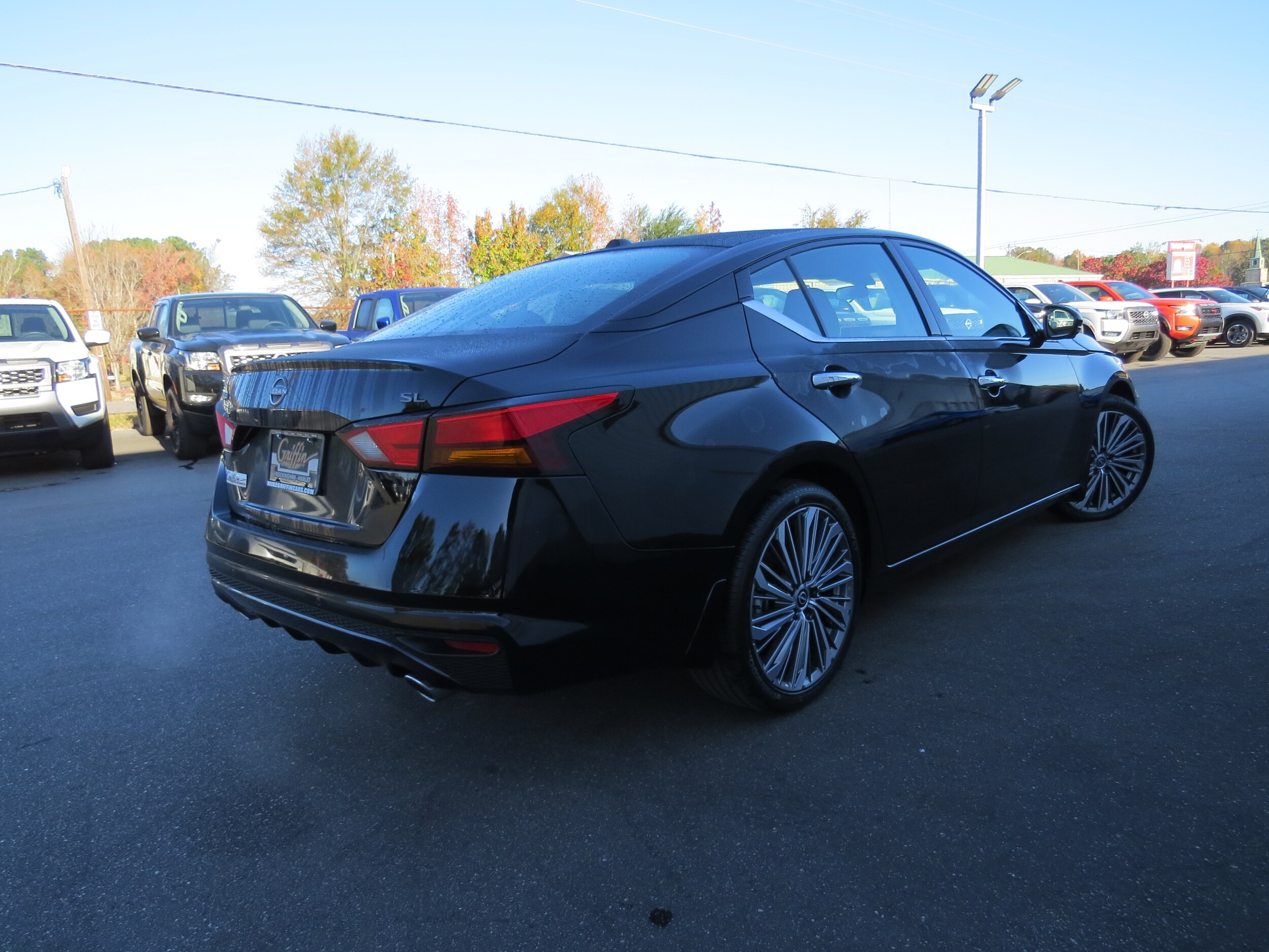 2025 Nissan Altima SL Super Black at Payless Car Sales