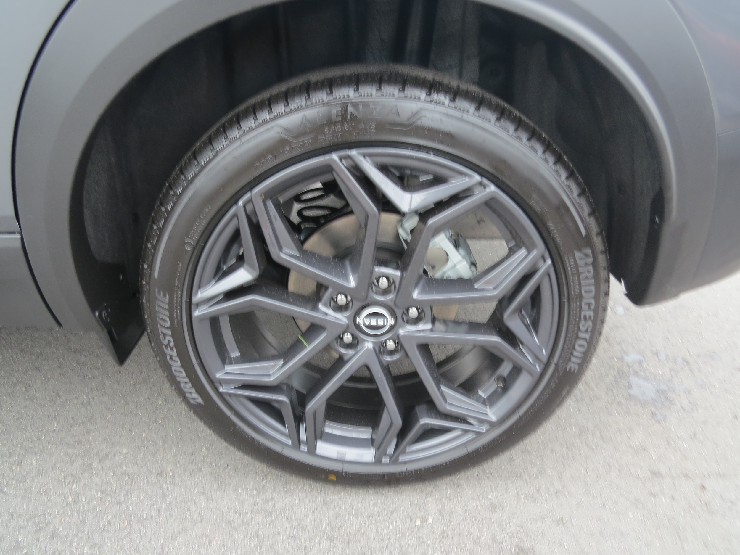 2025 Nissan Kicks SR - 10