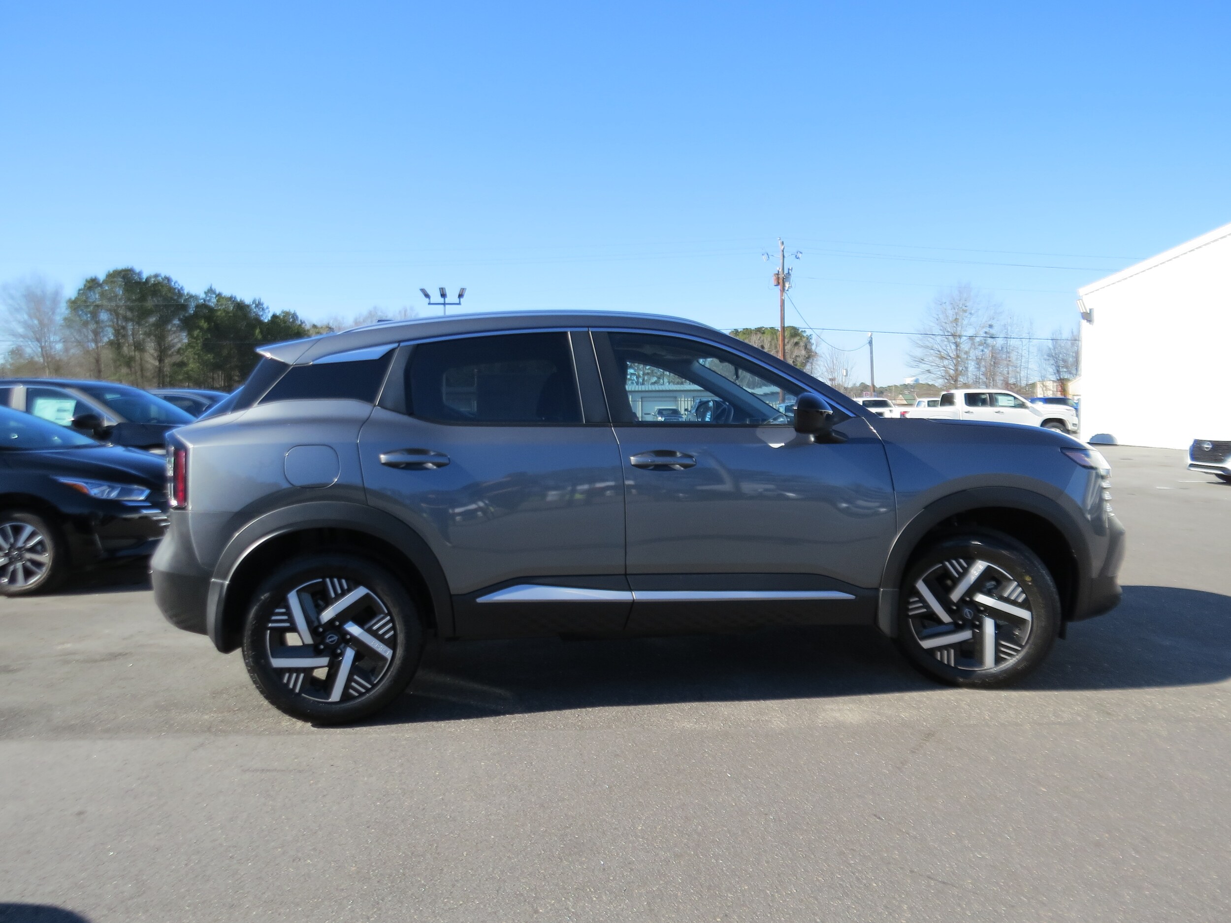 2026 Nissan Kicks SV - 6
