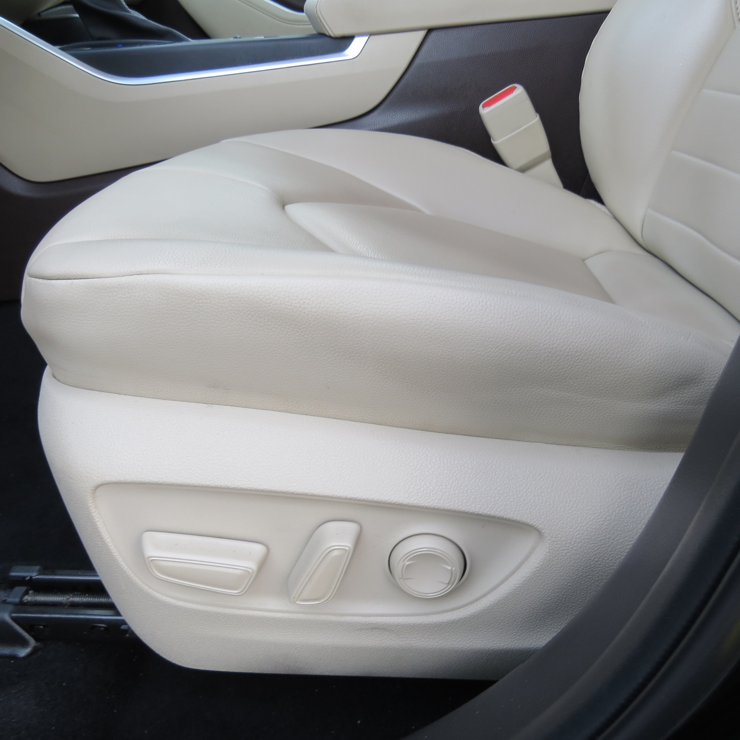 2022 Toyota Highlander XLE Black at Stokes Toyota Hilton Head