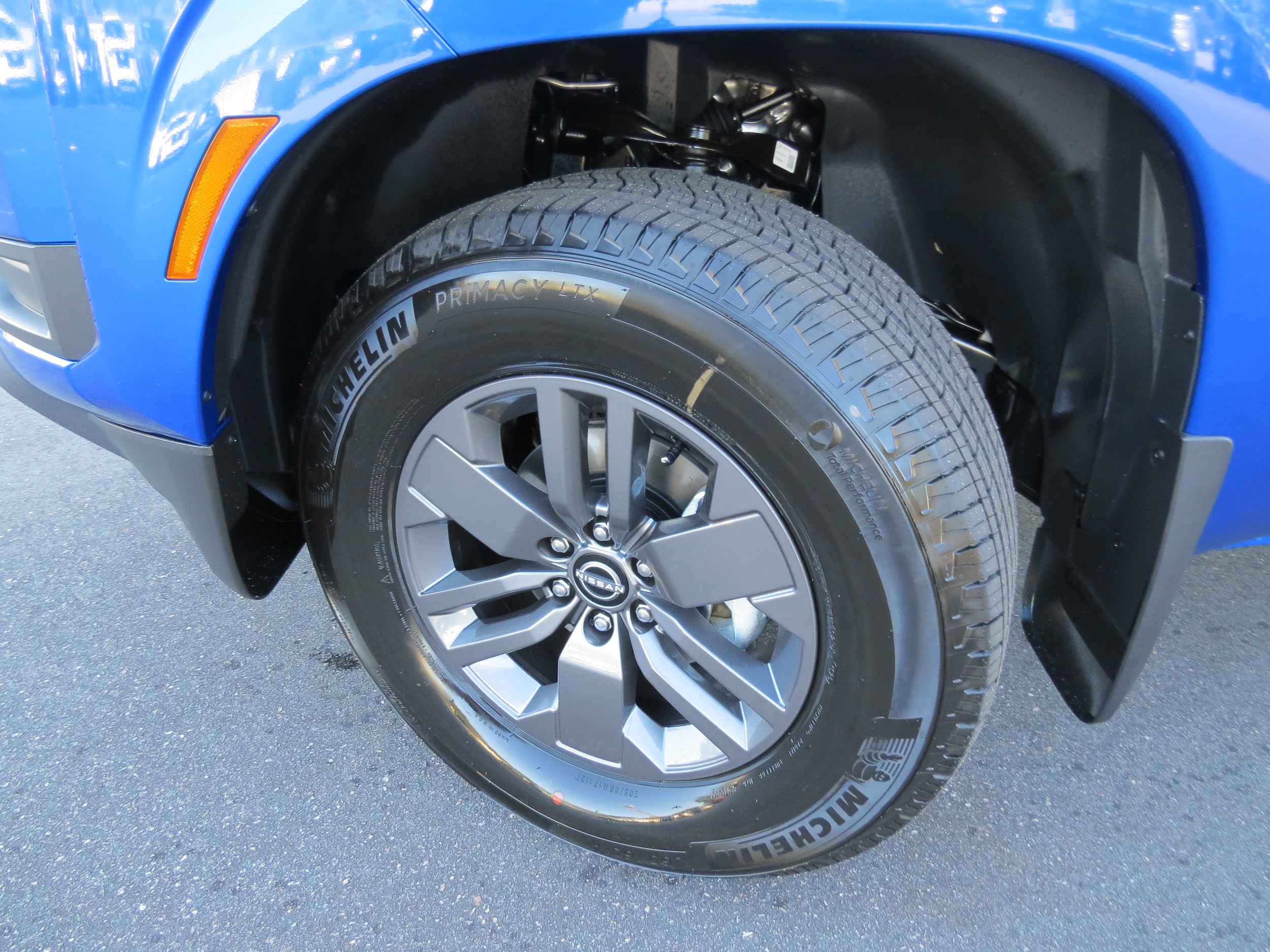 2026 Nissan Frontier SV - 8
