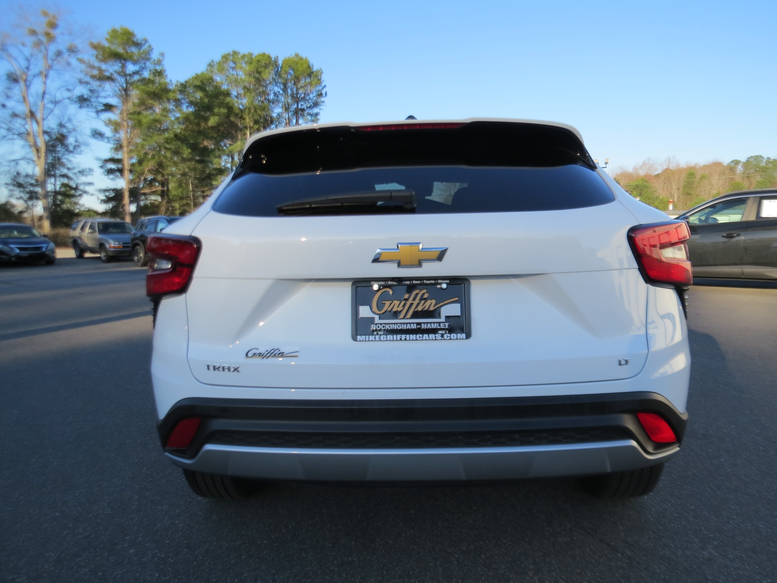 2025 Chevrolet Trax LT - 4