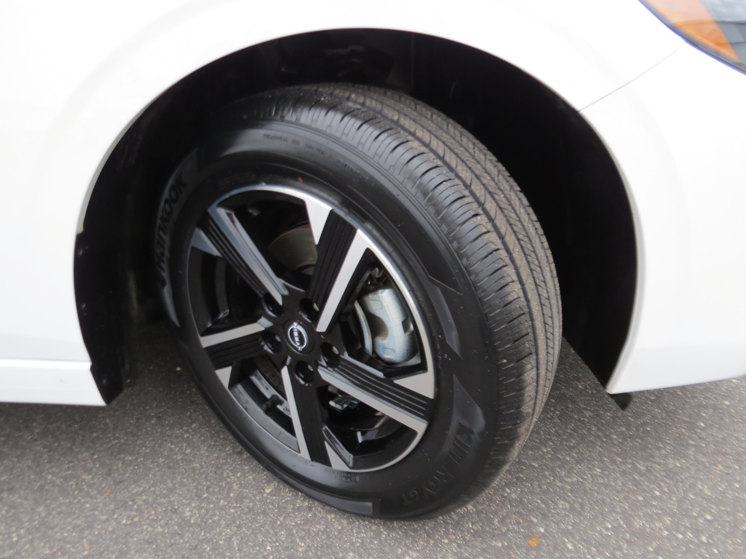 2025 Nissan Sentra SV Fresh Powder at Griffin CDJR