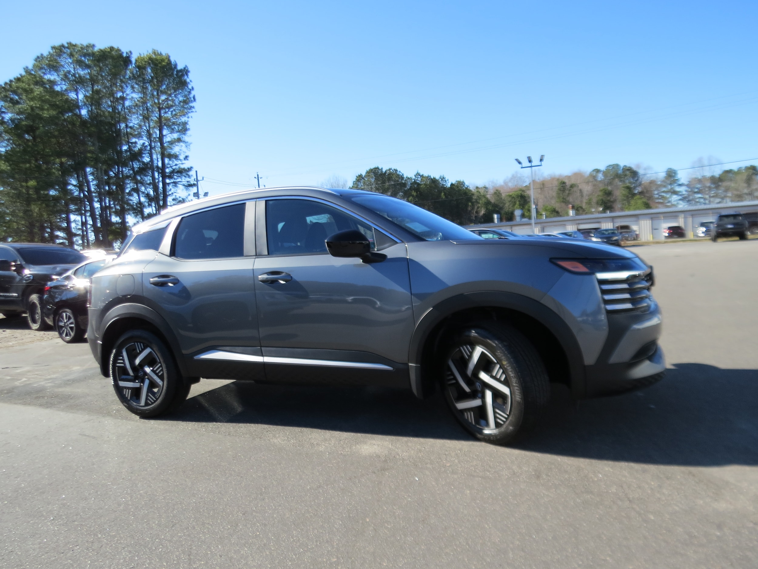 2026 Nissan Kicks SV - 7