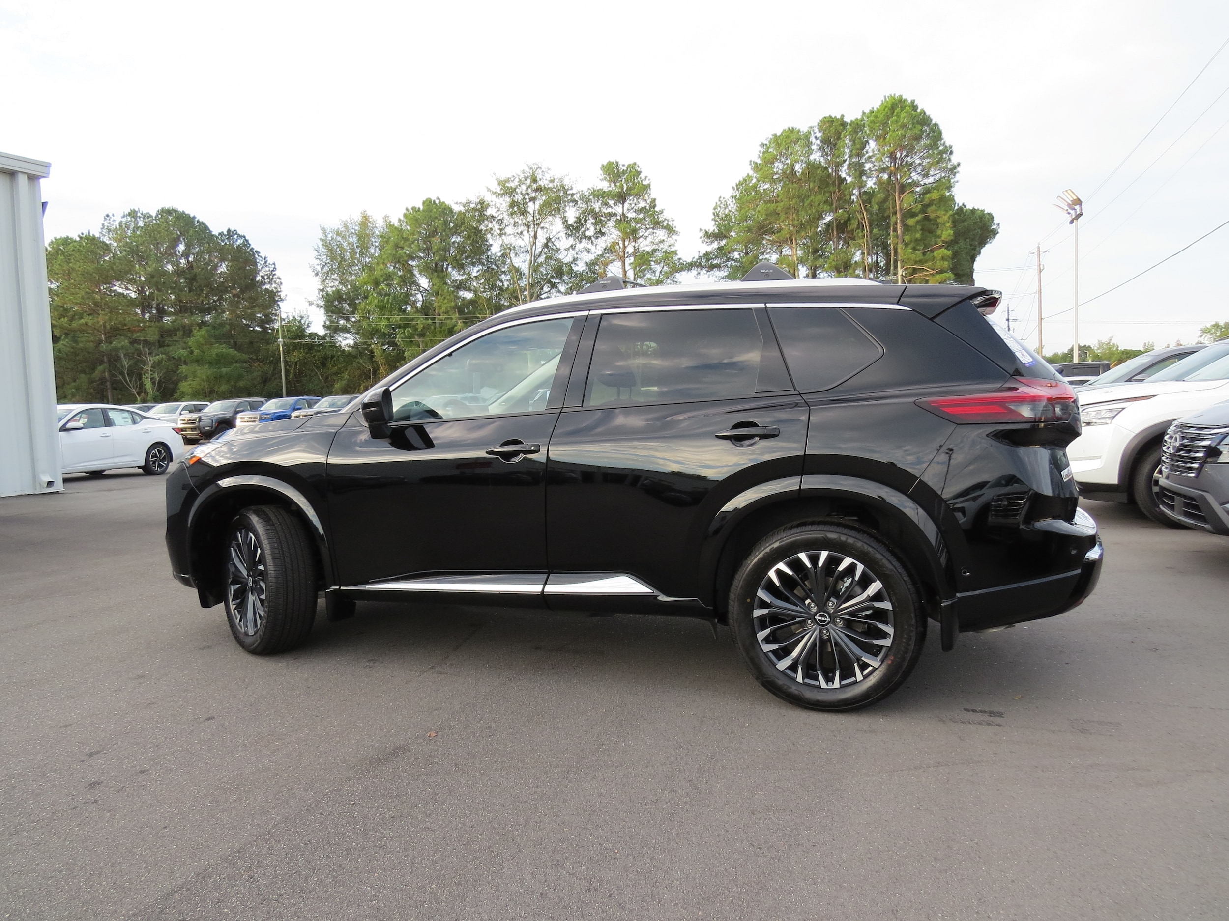 2026 Nissan Rogue Platinum Super Black at Griffin Nissan