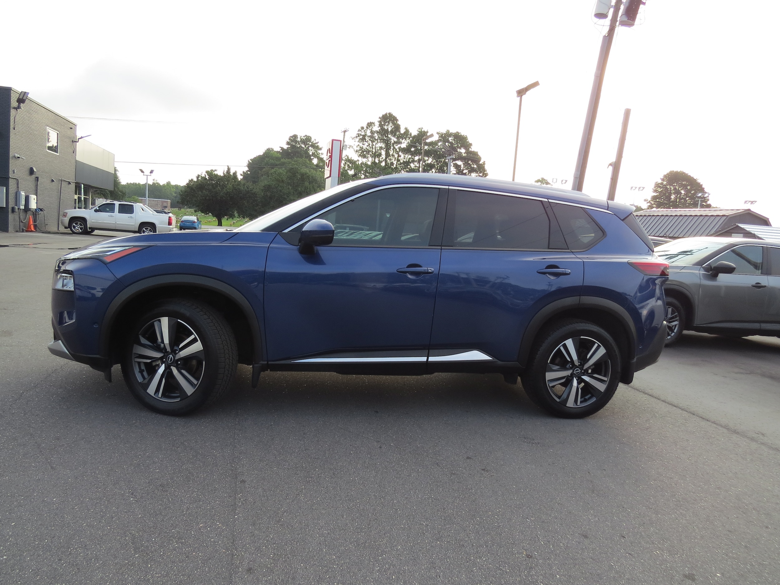 2022 Nissan Rogue Platinum - 2