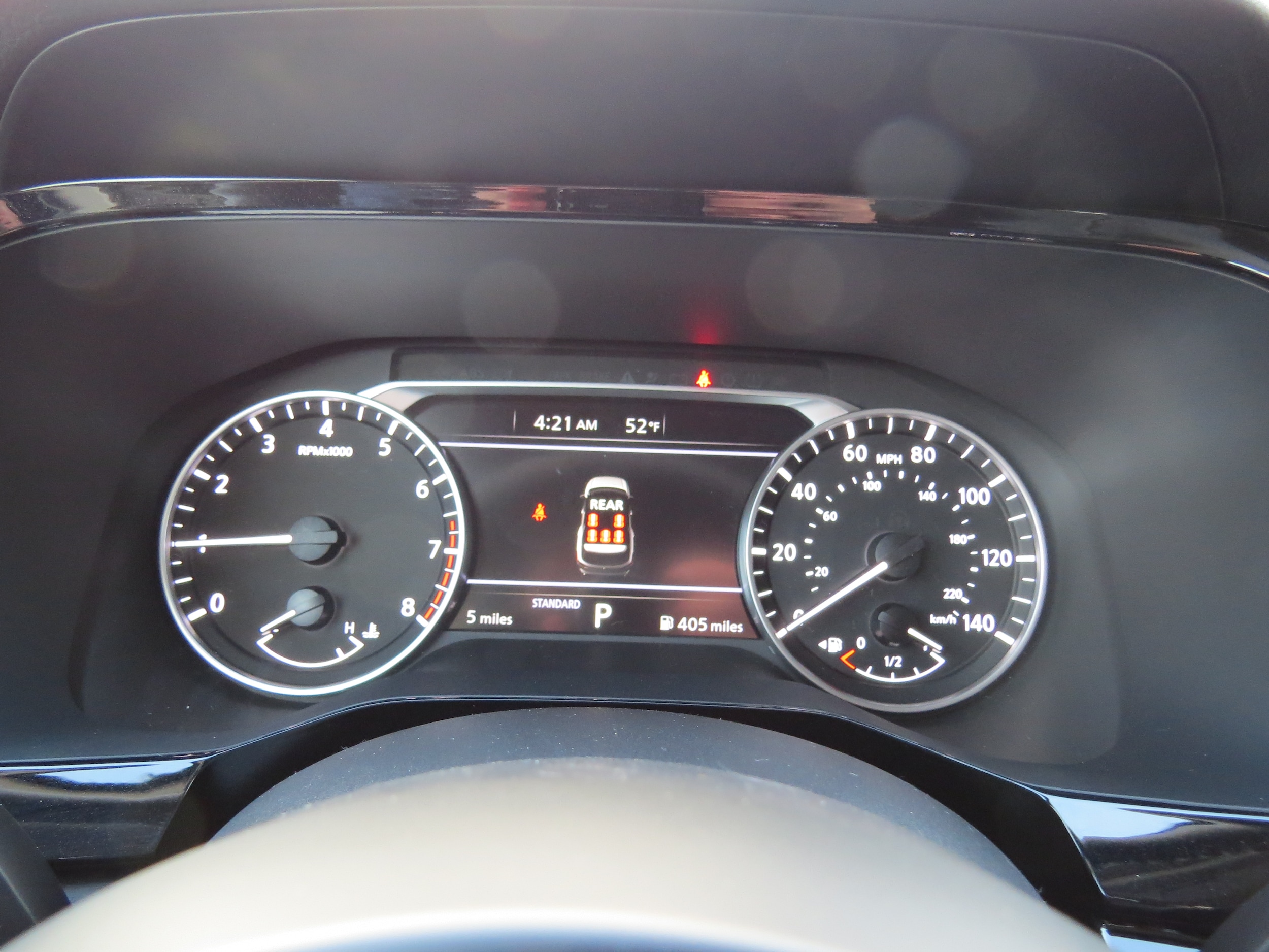 2025 Nissan Pathfinder SV Everest White Pearl Tricoat at Griffin Nissan