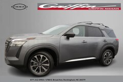 2026 Nissan Pathfinder Platinum SUV