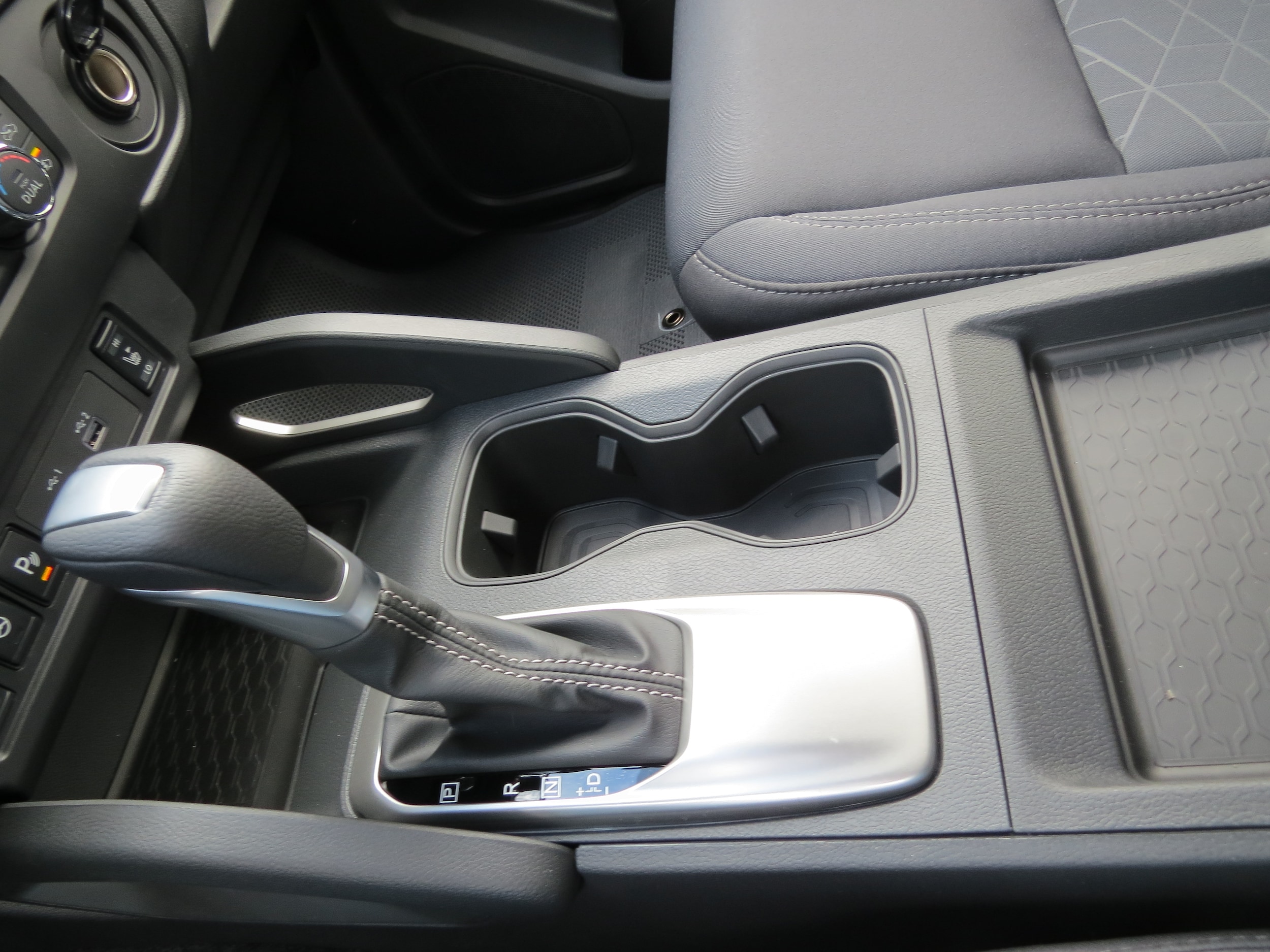 2025 Nissan Frontier SV Super Black at Griffin Nissan