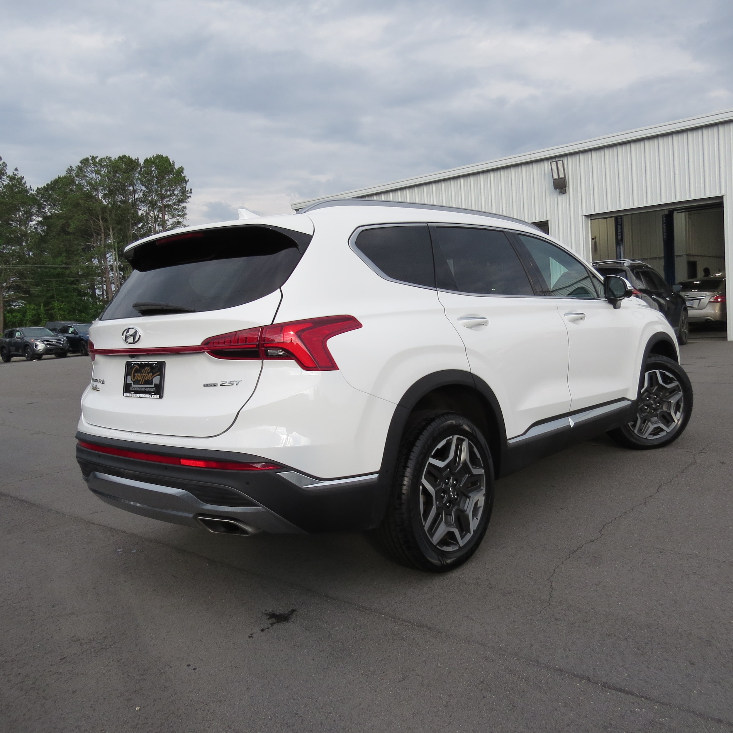 2023 Hyundai Santa Fe Limited - 5