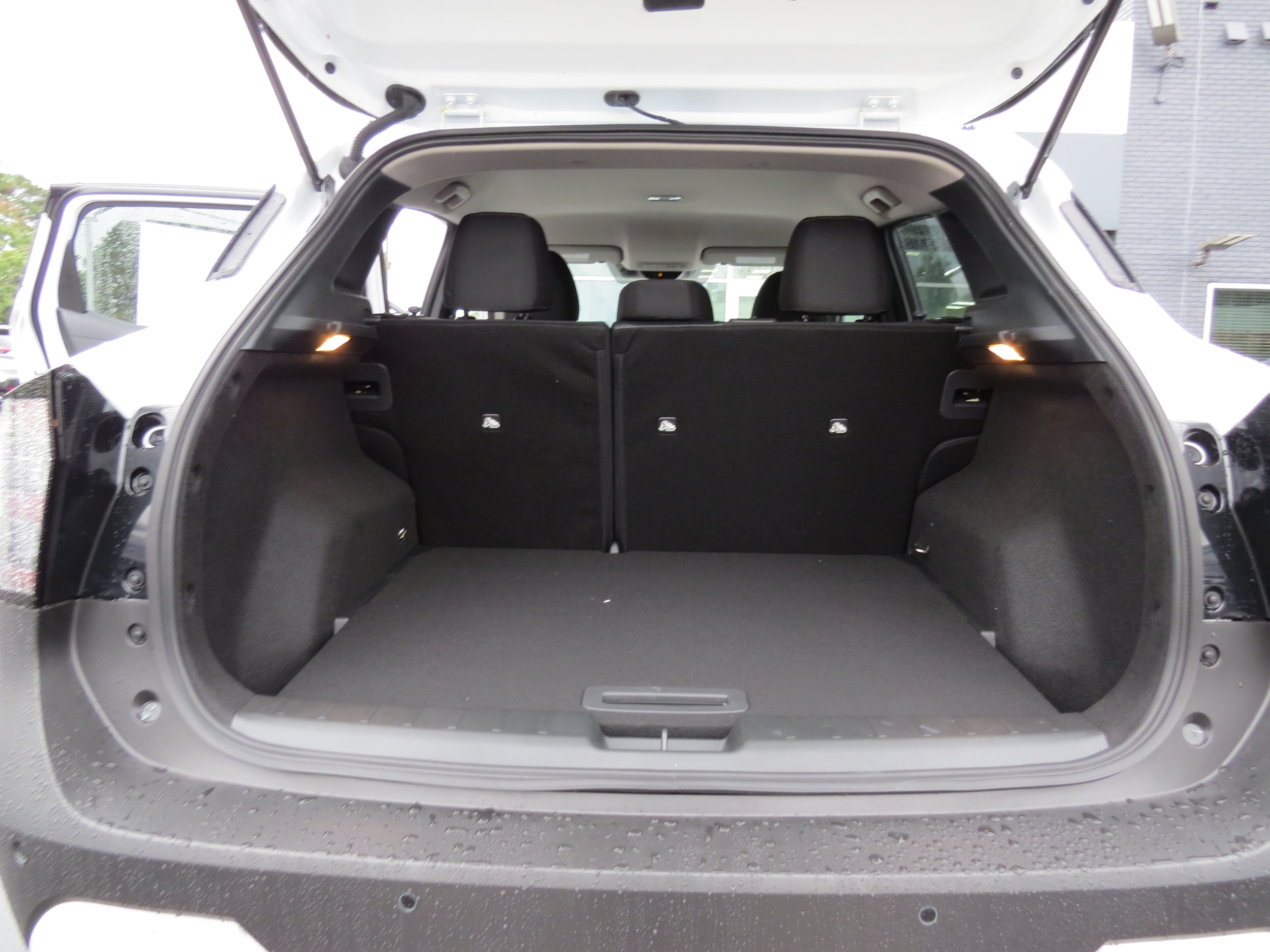 2026 Nissan Kicks SV Aspen White Tricoat at Griffin Nissan