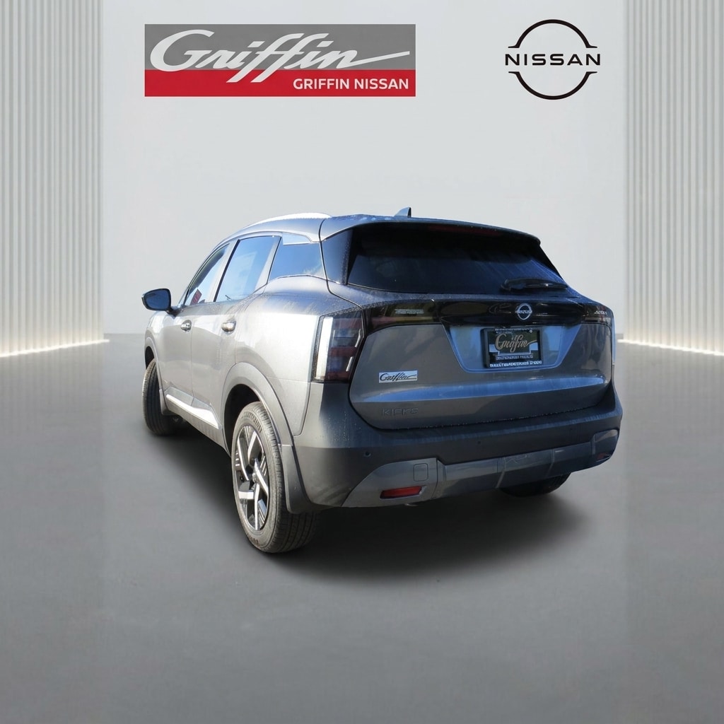New 2026 Nissan Kicks SV SUV