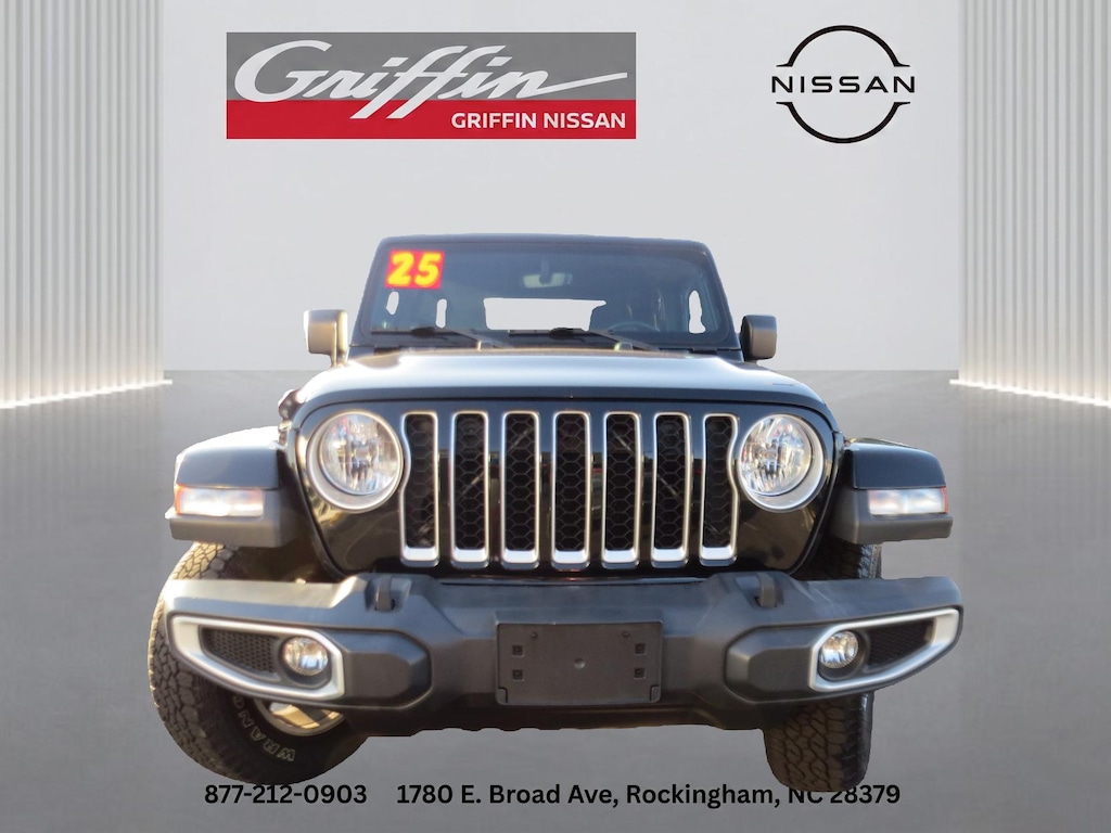 Used 2022 Jeep Gladiator Overland Crew Cab Pickup