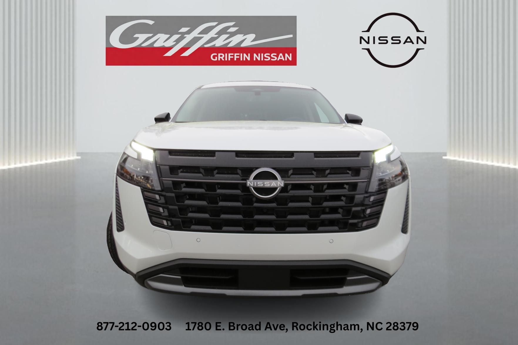 2026 Nissan Pathfinder SL Everest White Pearl Tricoat at Griffin Nissan