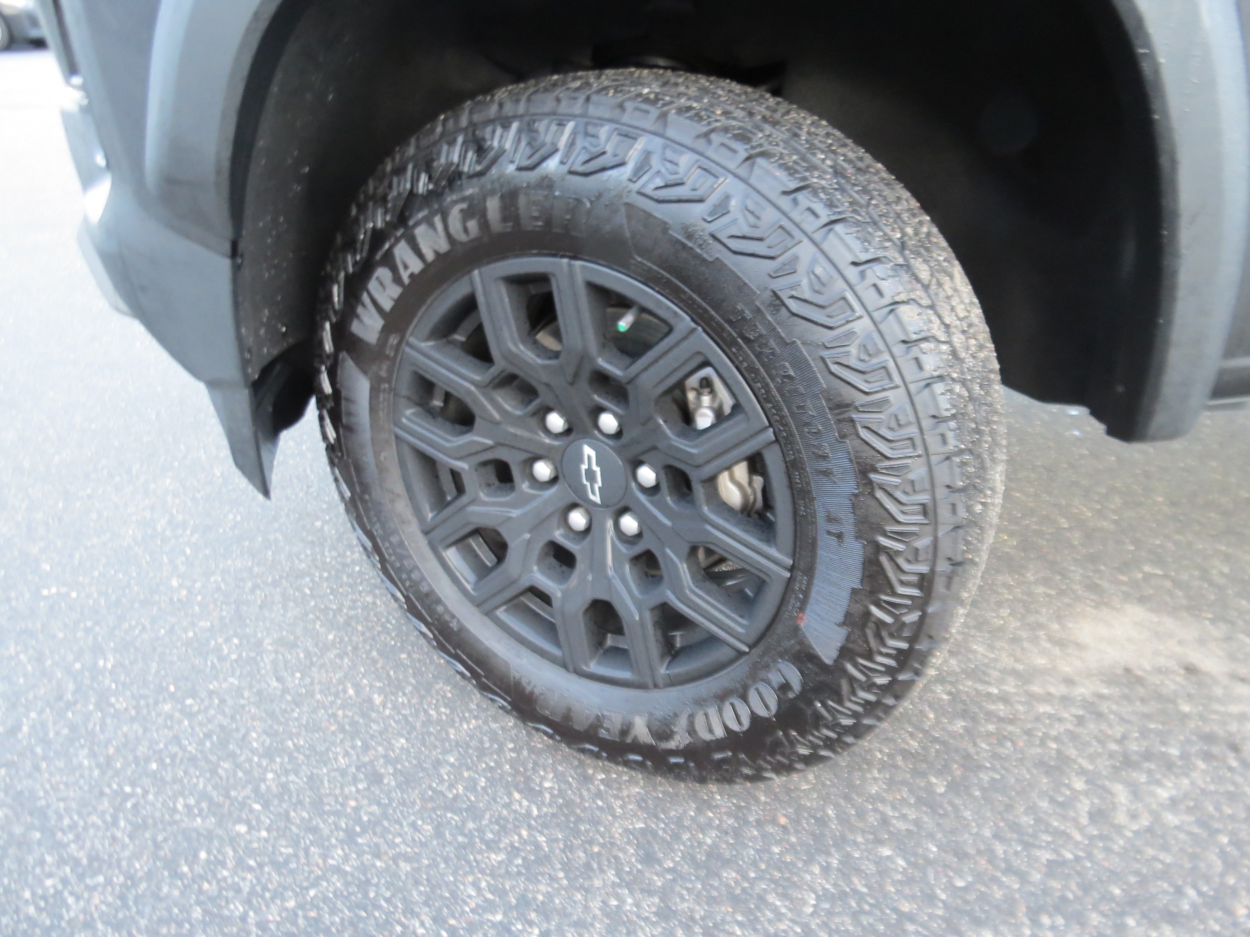 2025 Chevrolet Colorado 4WD Trail Boss - 9