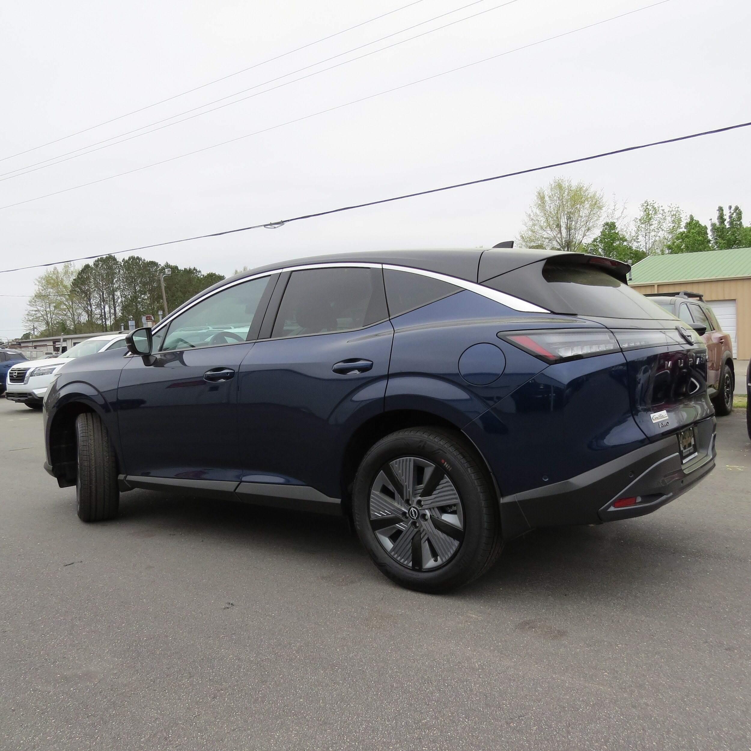 2025 Nissan Murano SL photo 4