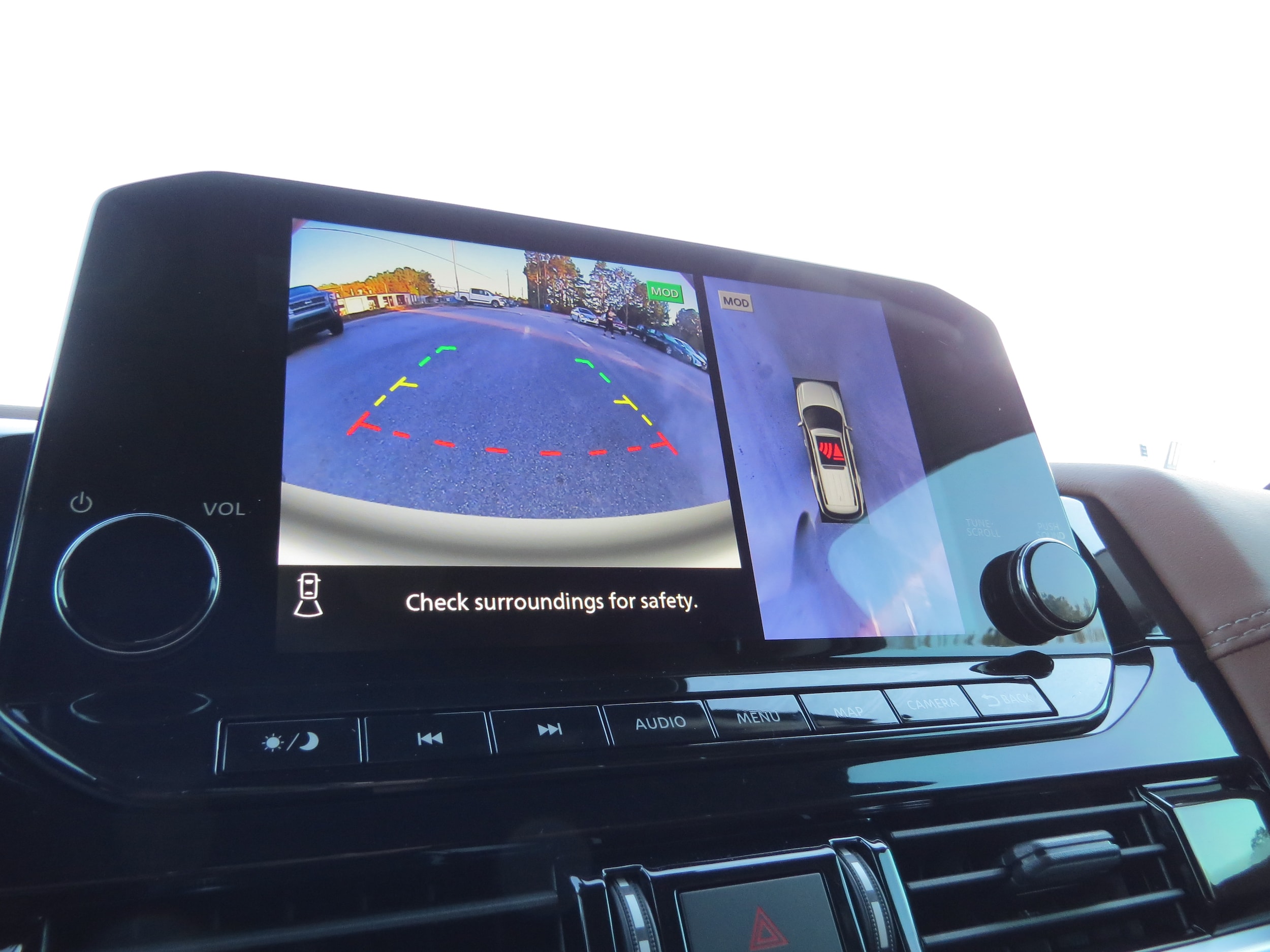 2025 Nissan Pathfinder Platinum Everest White Pearl Tricoat at Griffin Nissan