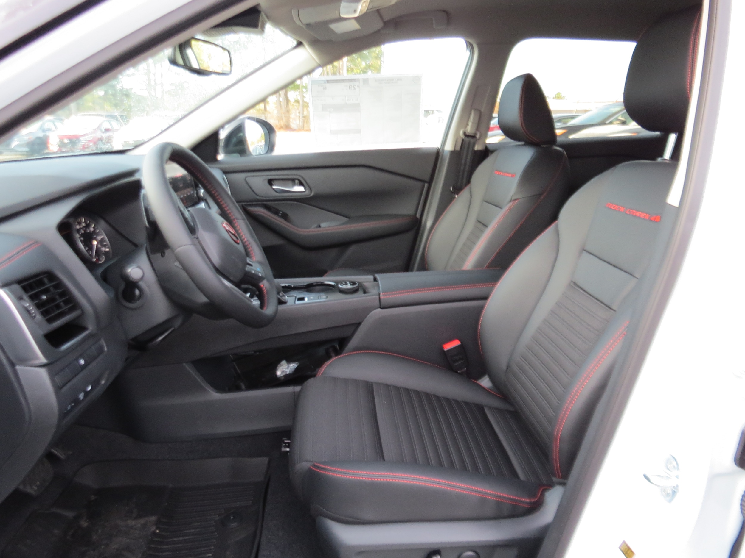 2026 Nissan Rogue Rock Creek - 10