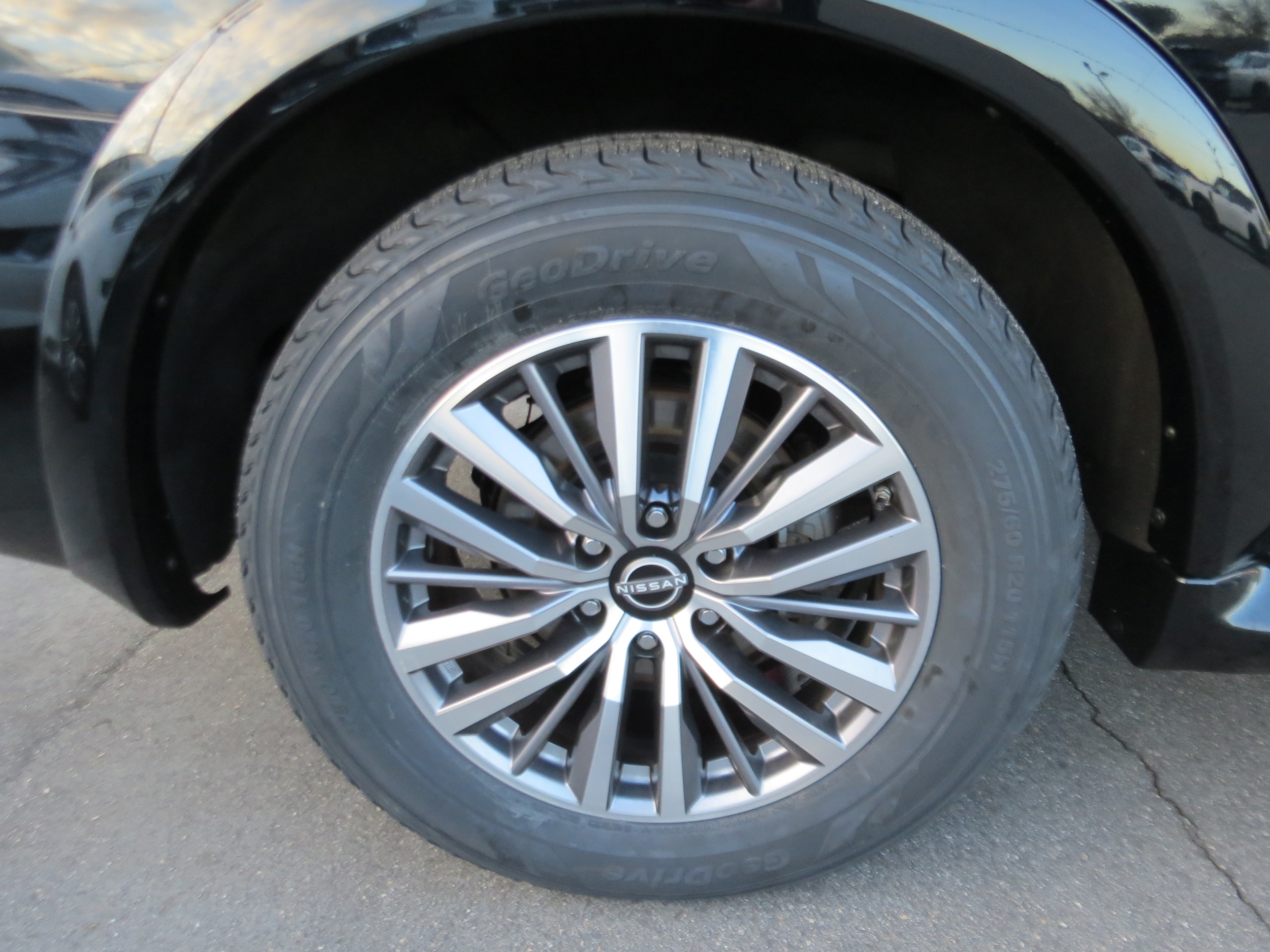 2024 Nissan Armada SL - 10