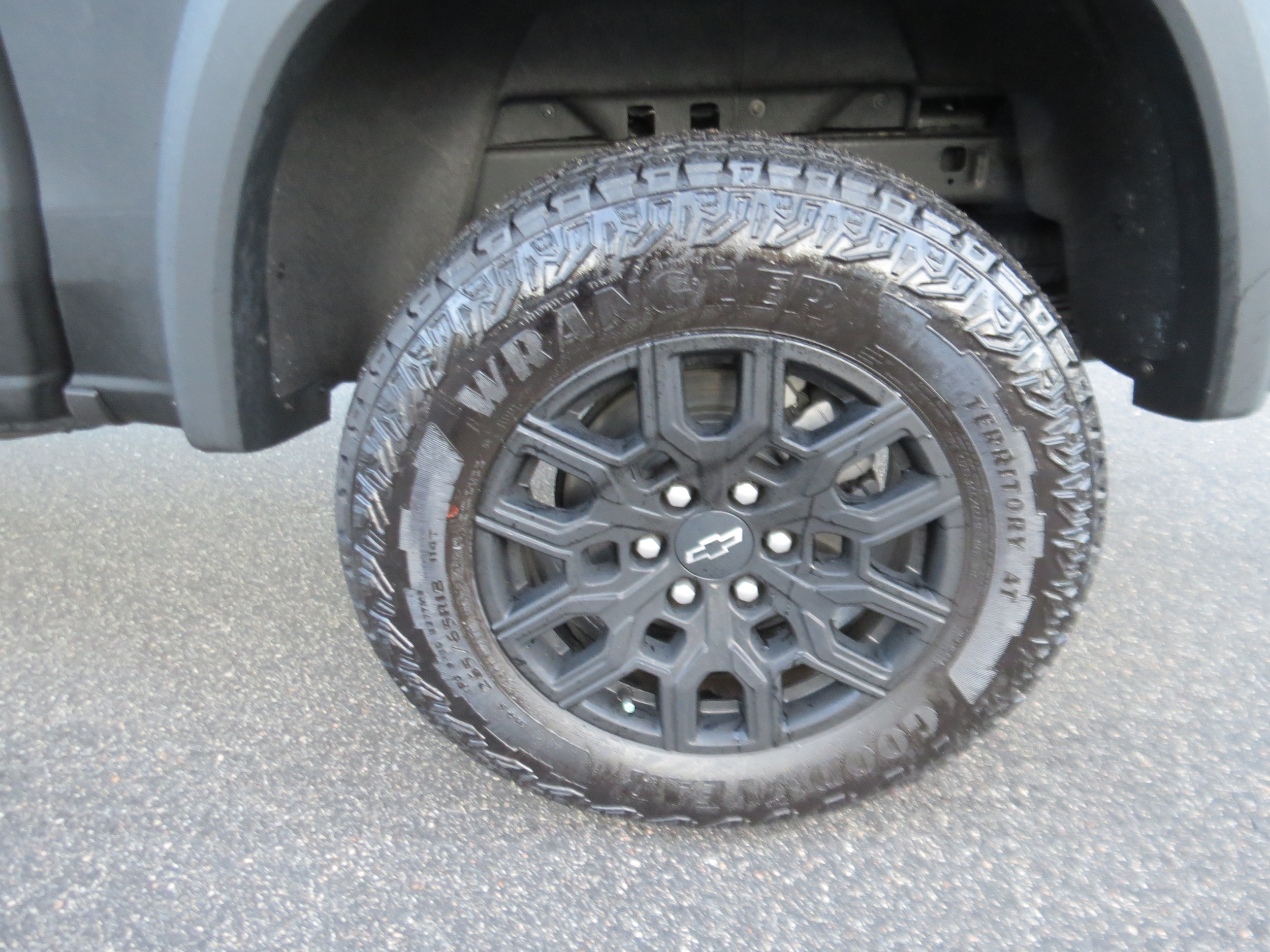 2025 Chevrolet Colorado 4WD Trail Boss - 10