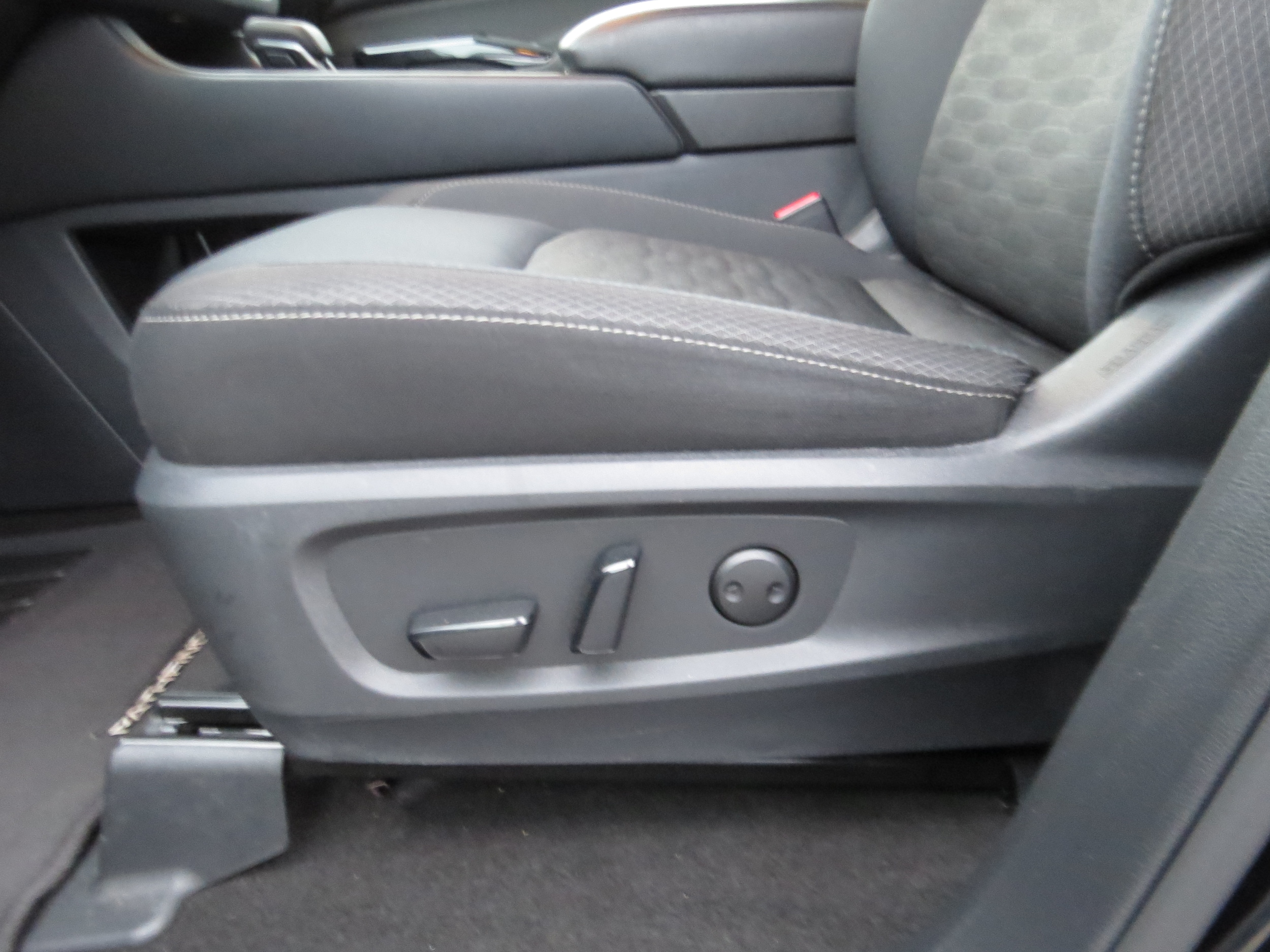 2025 Nissan Pathfinder SV Super Black at Griffin Nissan