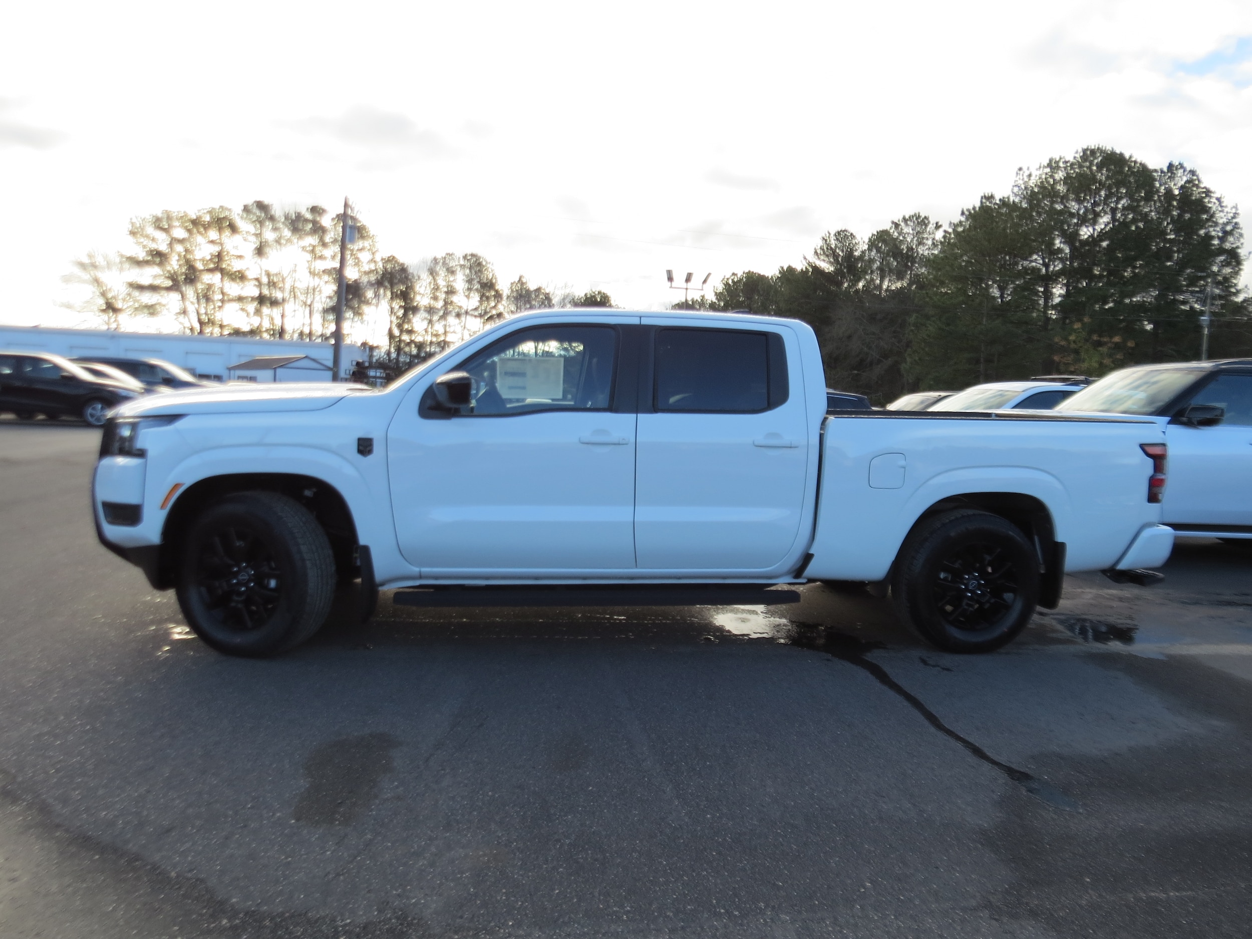 2026 Nissan Frontier SV - 2