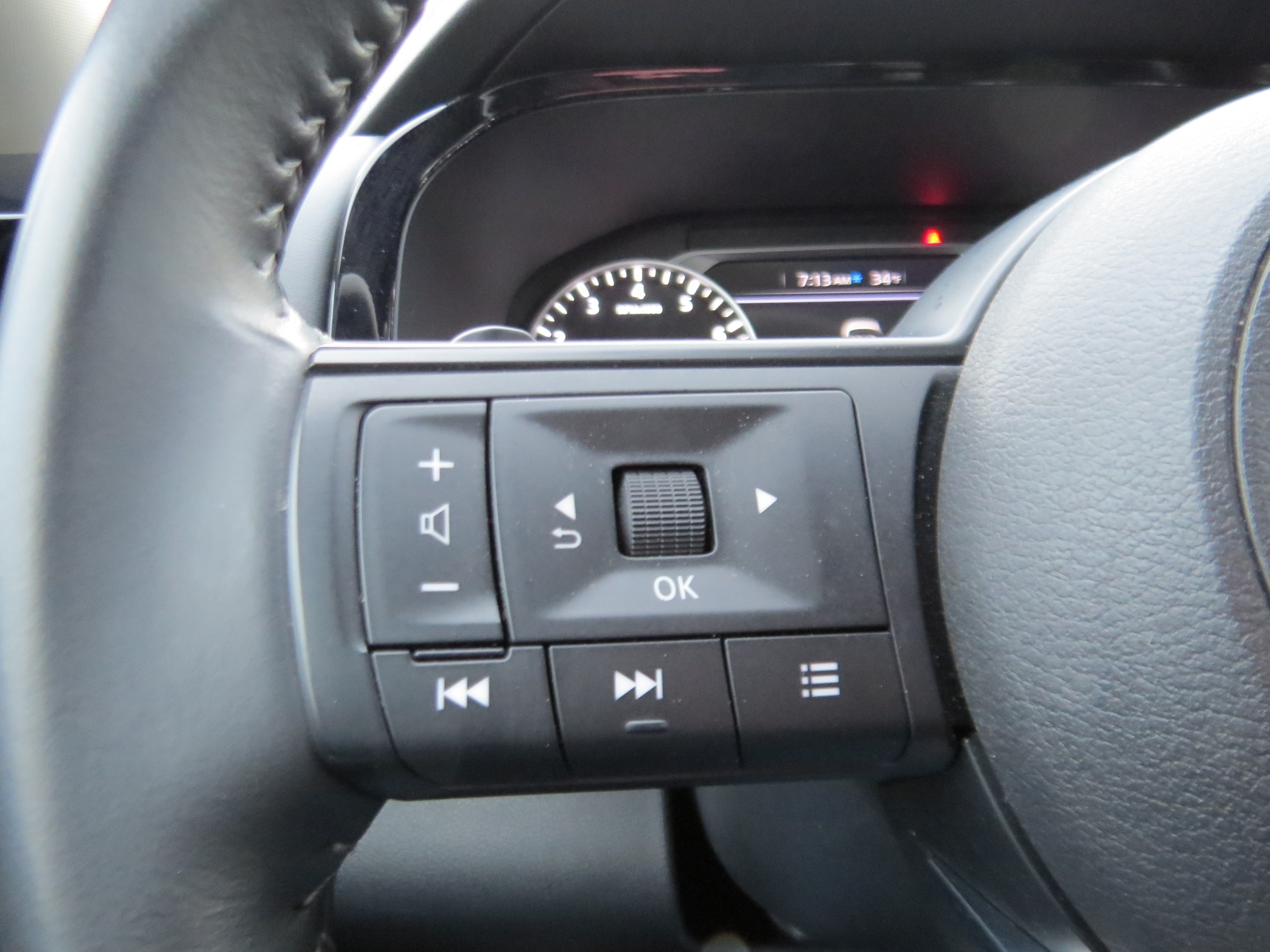 2025 Nissan Pathfinder SV Super Black at Griffin Nissan