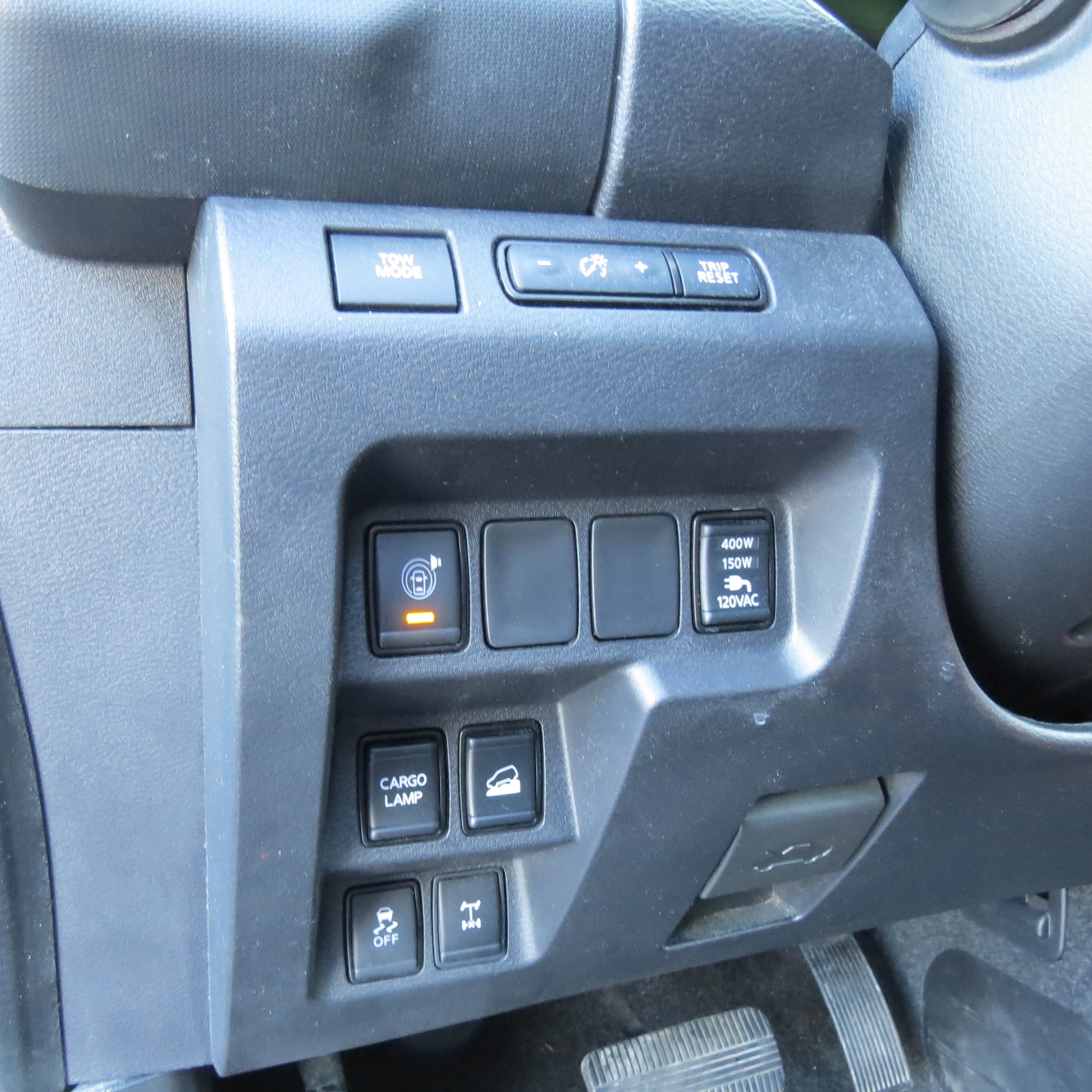 2023 Nissan Frontier PRO-4X Super Black at Griffin Nissan