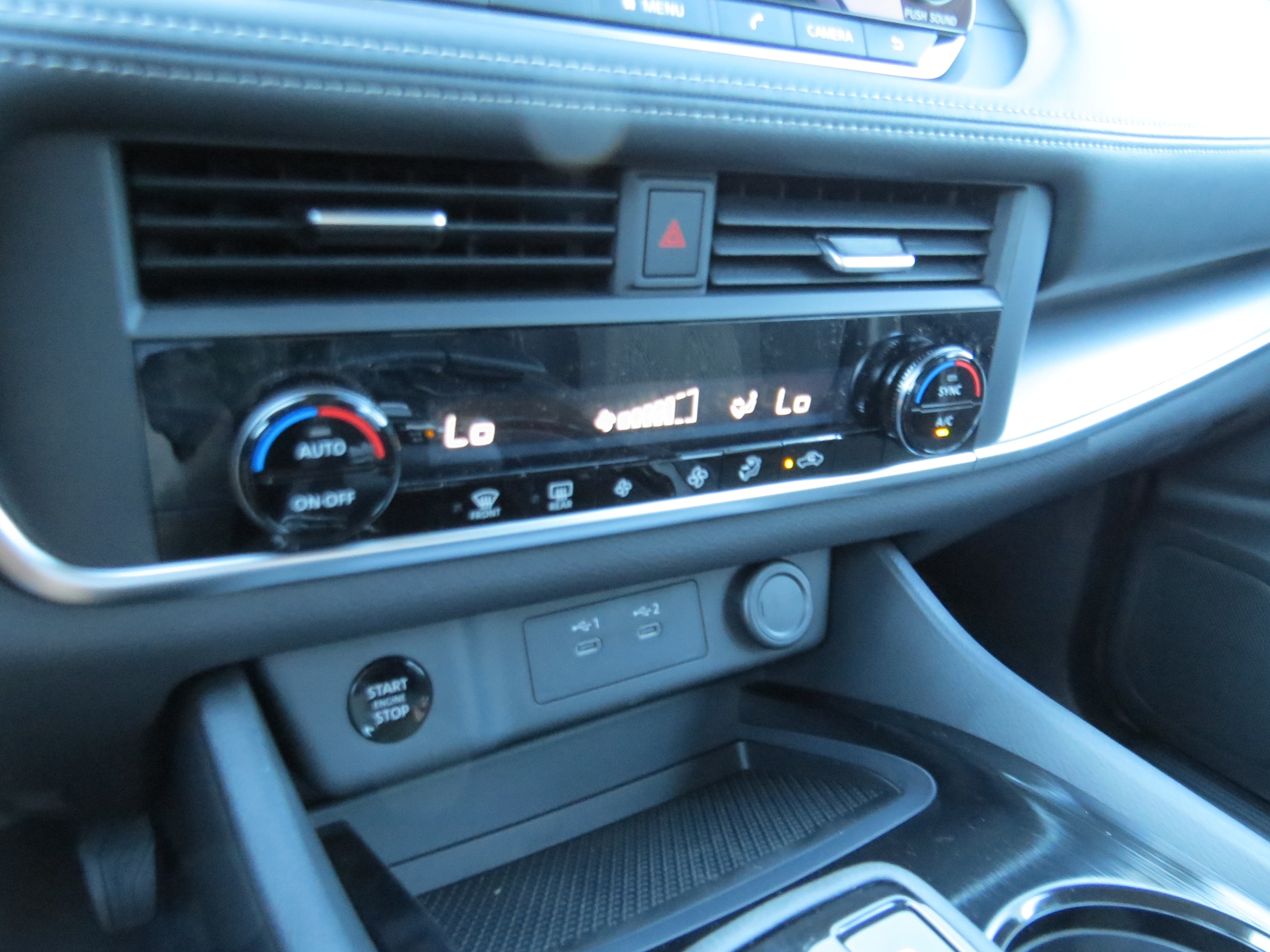 2026 Nissan Rogue SV Everest White Pearl Tricoat at Griffin Nissan