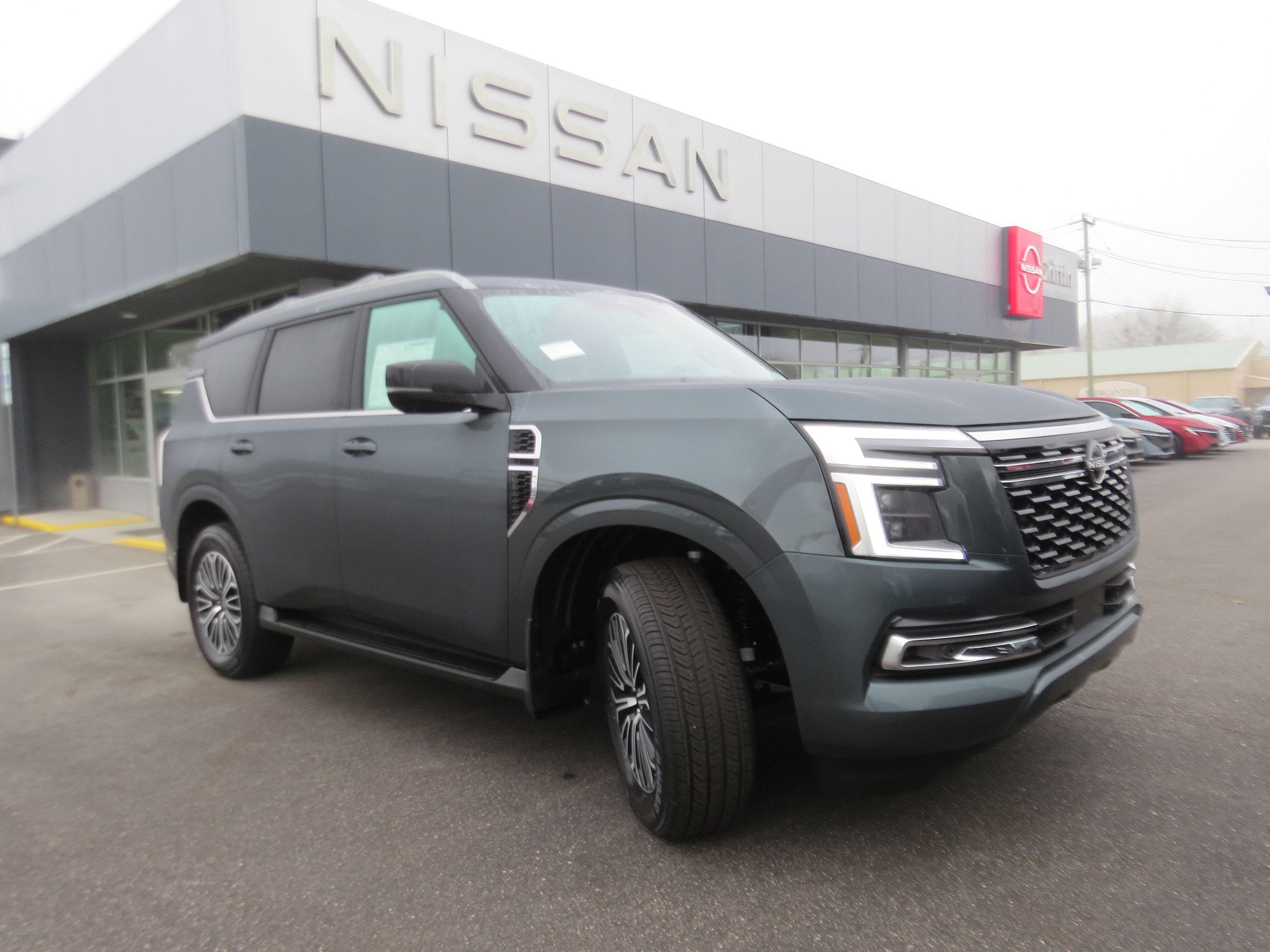 2026 Nissan Armada SL - 4