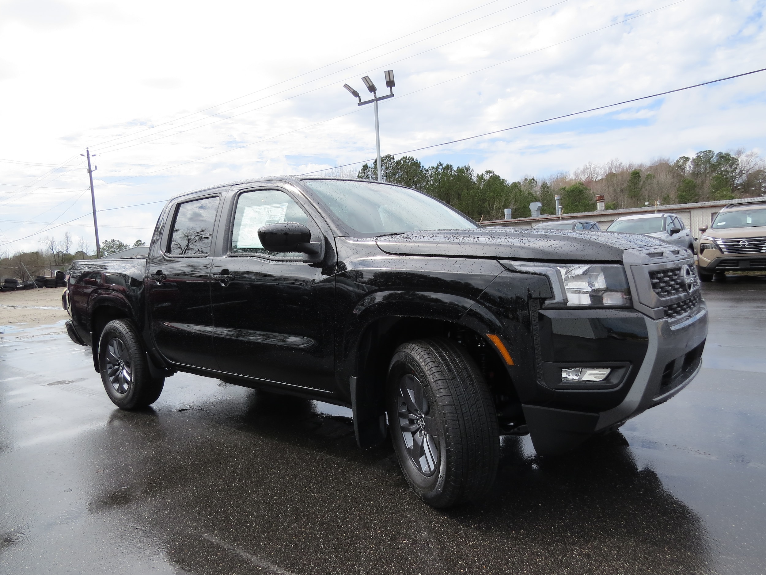 2025 Nissan Frontier SV - 6
