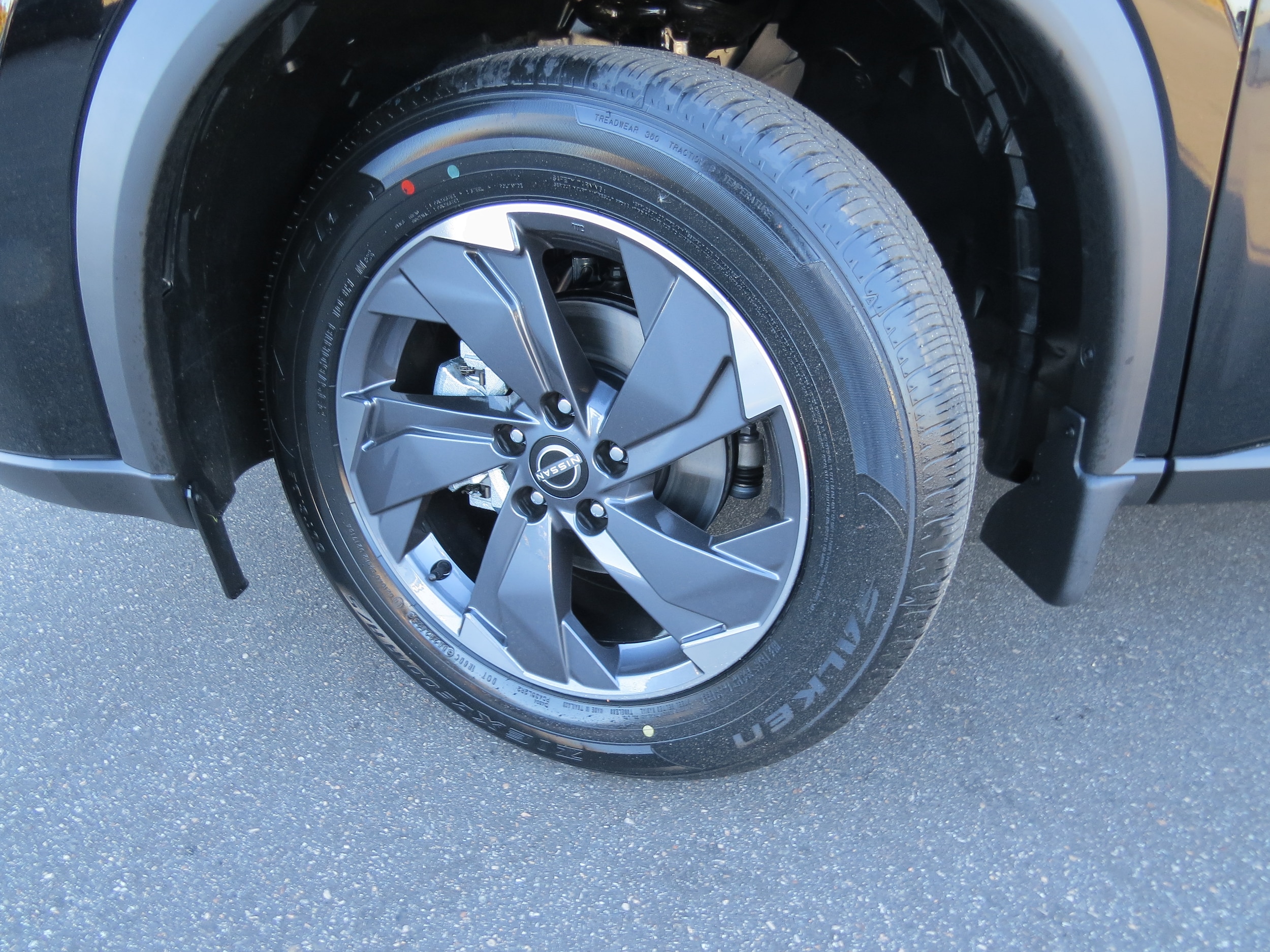 2026 Nissan Rogue SV - 9