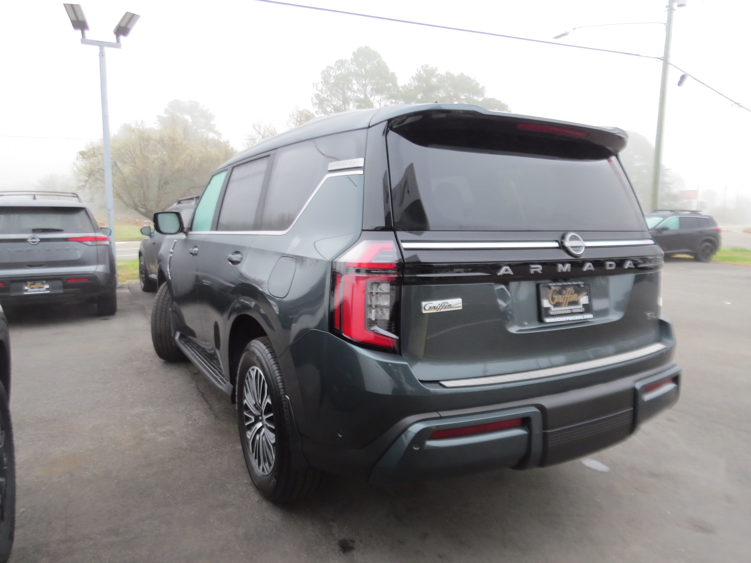 2026 Nissan Armada SL - 7