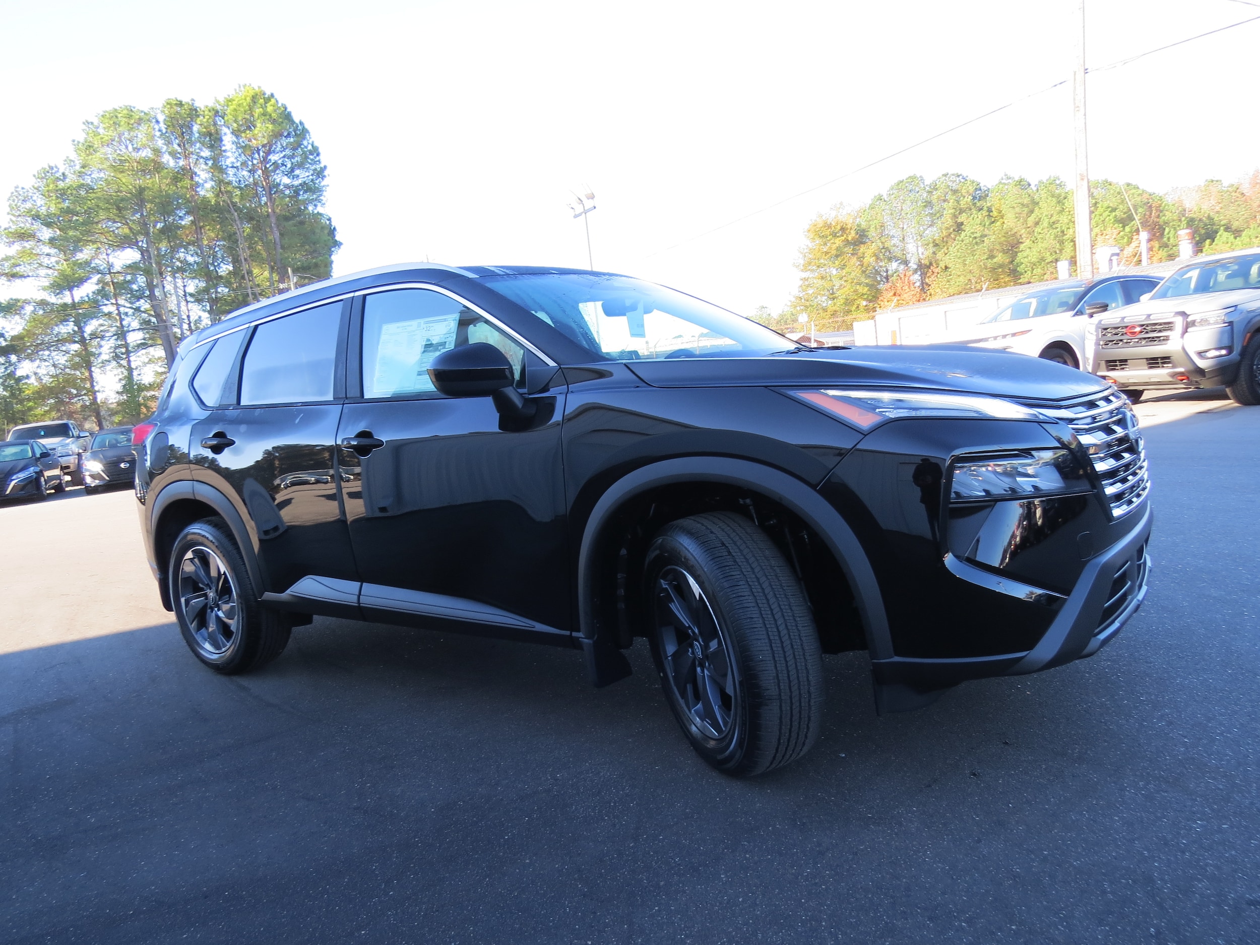 2026 Nissan Rogue SV - 7