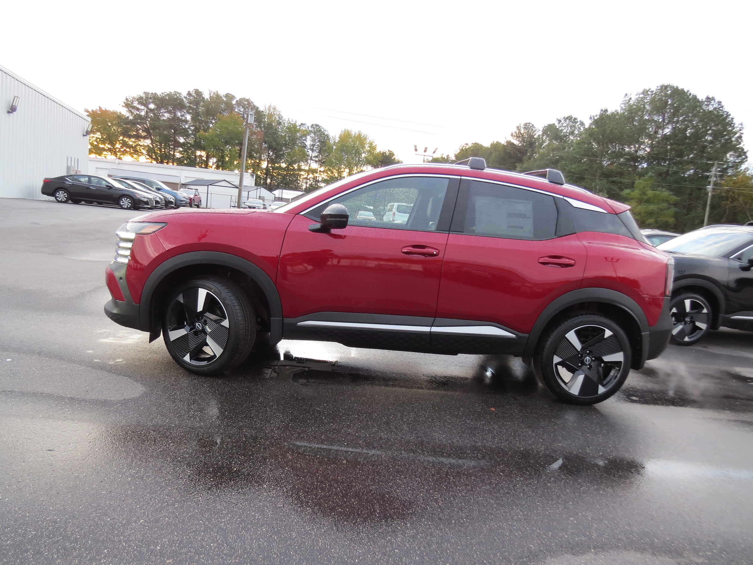 2026 Nissan Kicks SR - 2